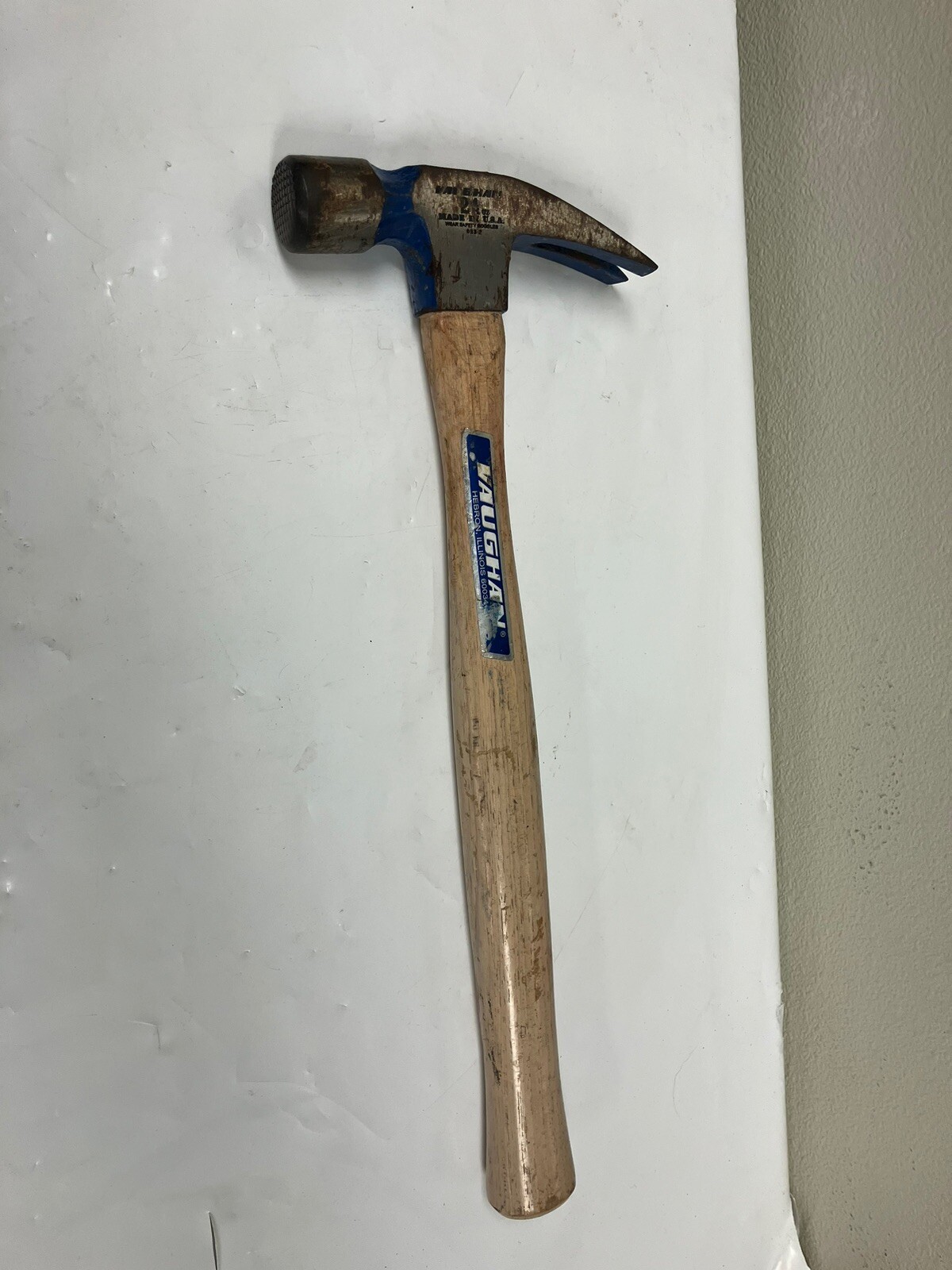 Vaughan 24 oz. Milled Face Framing Carpentry Claw Hammer Hardwood Handle 17” USA