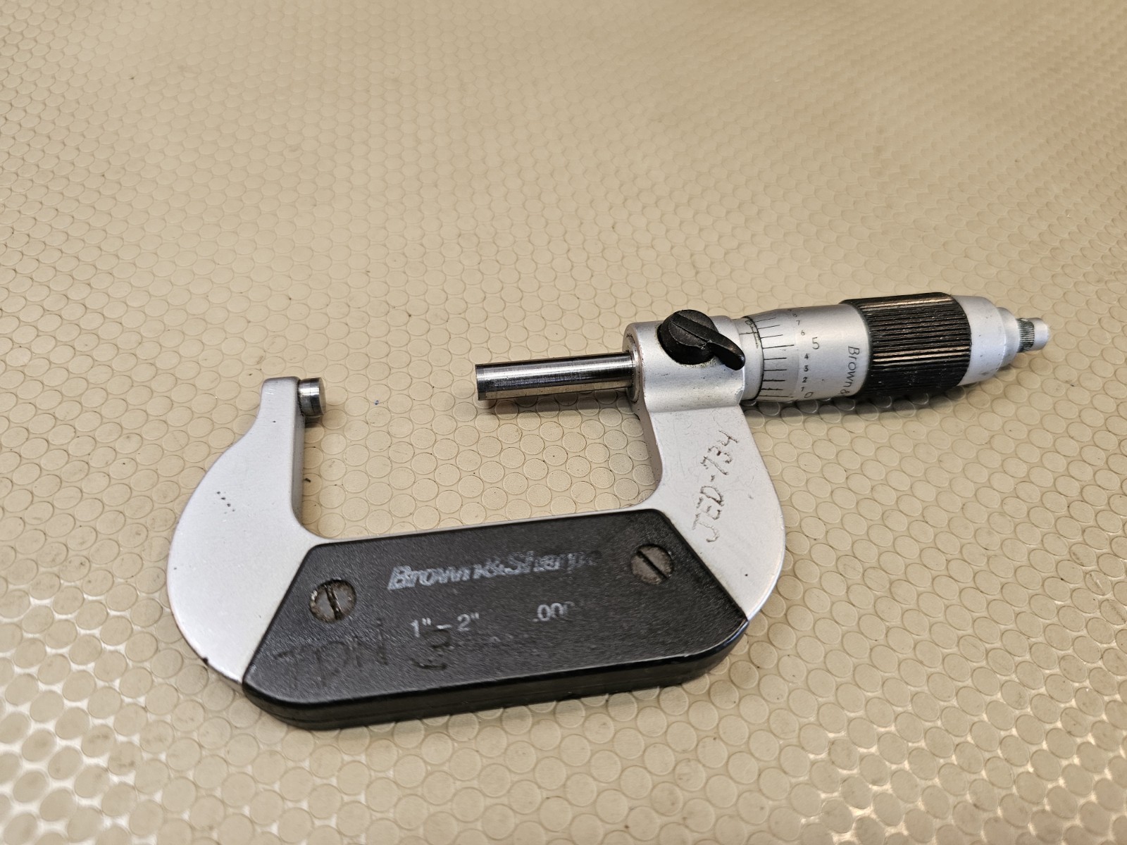 Brown And Sharpe Outside Micrometer, 1"-2", .0001