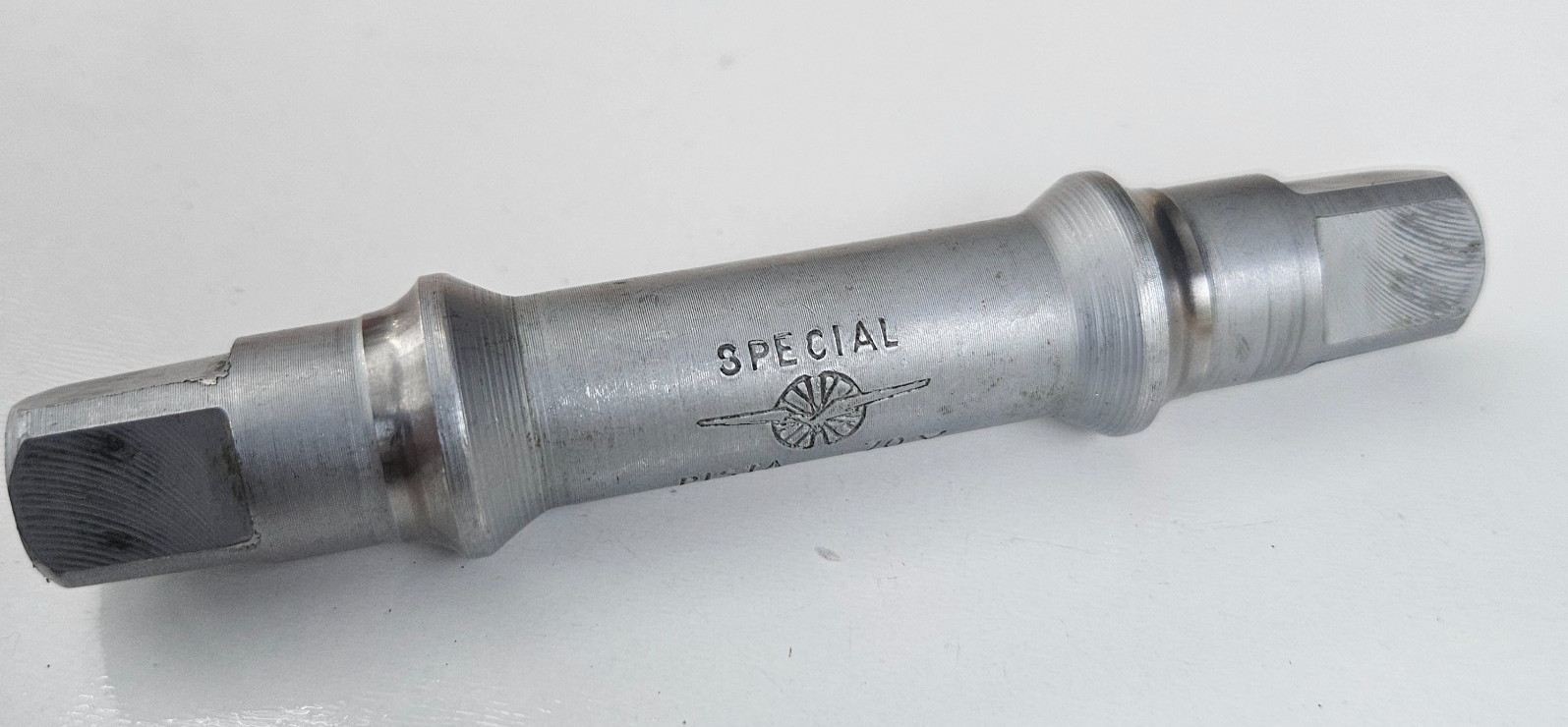 Gipiemme Square Tape PISTA Bottom Bracket, Italian, 70mm, 107mm, VGC