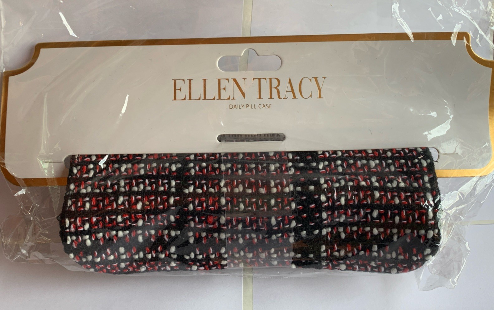 Ellen Tracy Daily Pill Case With Pill Organizer