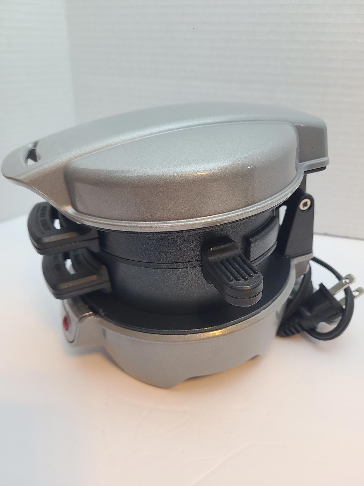 Hamilton Beach Breakfast Sandwich Maker ST29 EUC Electric Small Appliance
