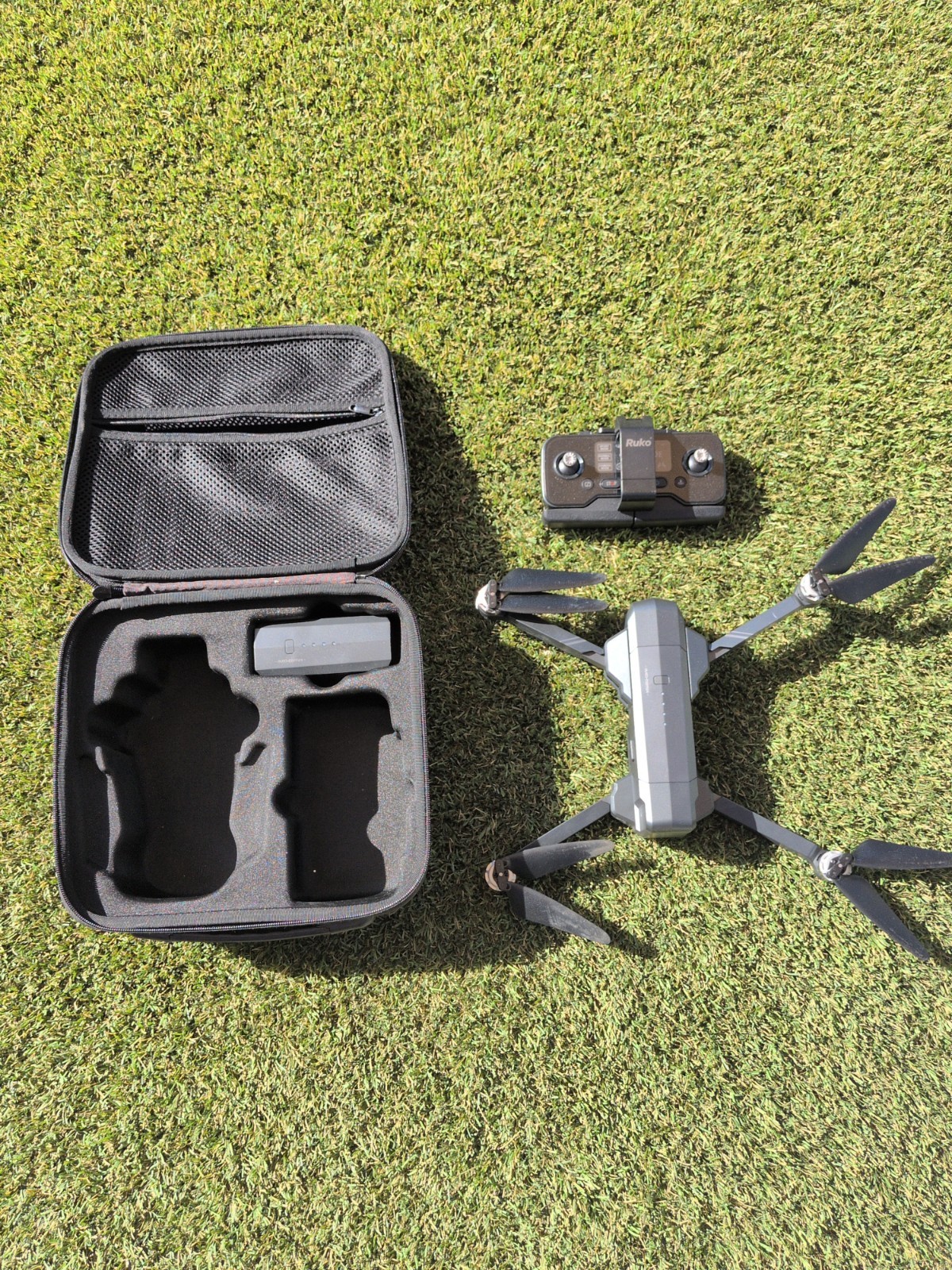 [for parts]Ruko F11GIM Drone GPS W/ Remote - Case Battery FG35