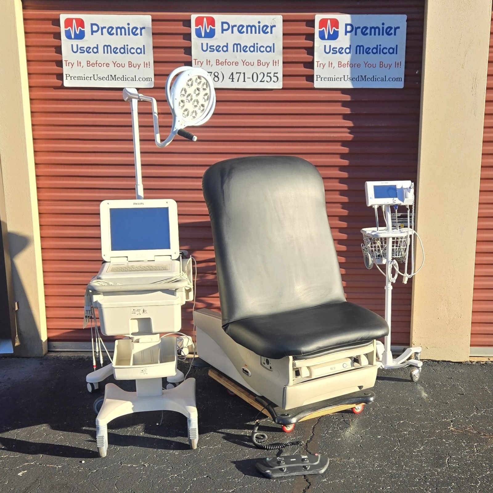Exam Tables Ritter Midmark 625 New Black Wide Upholstery  *Premier Used Medical*