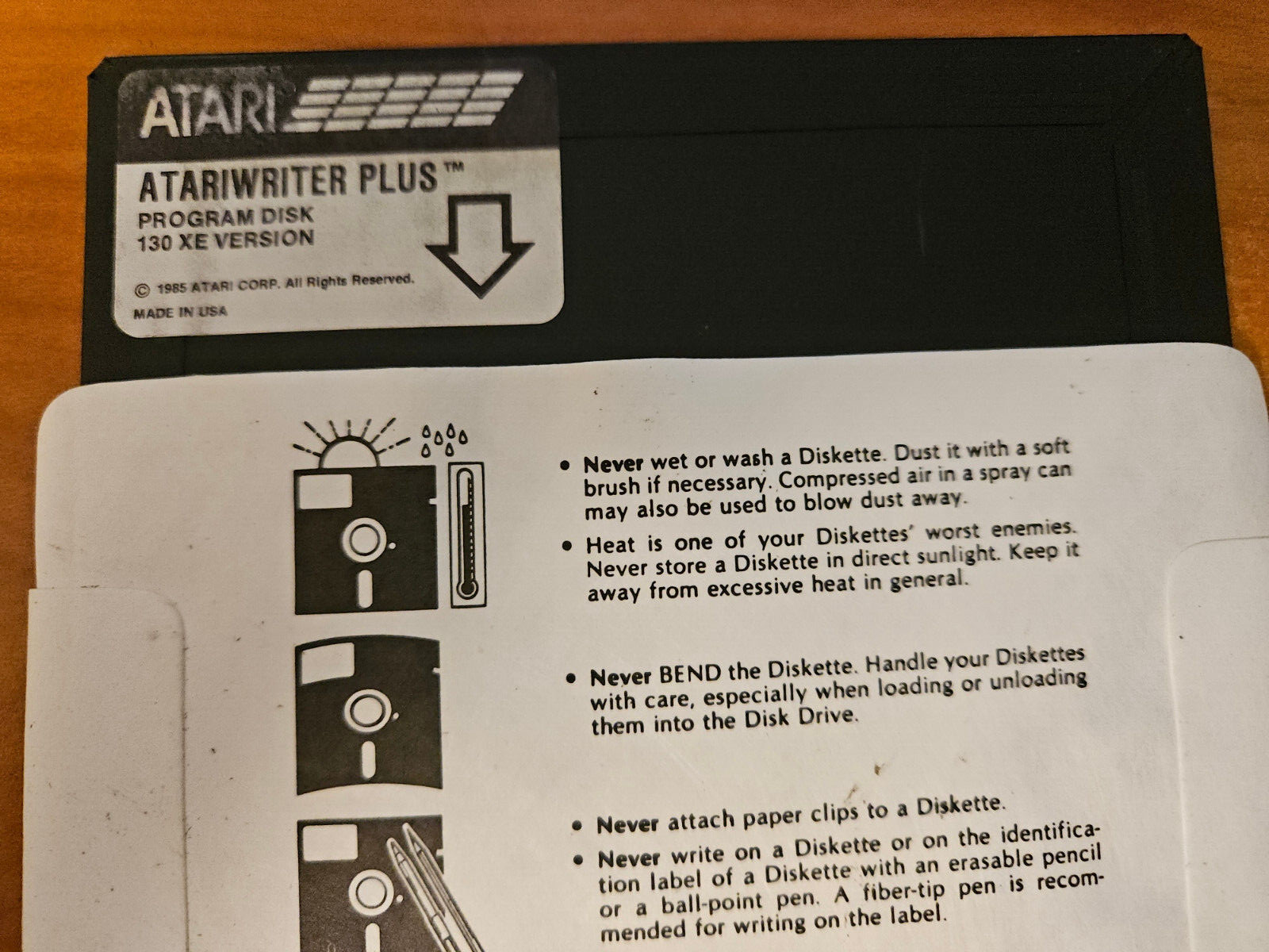 AtariWriter Plus Word Processor for Atari 800 / 800XL / 1200 XL / 65XE
