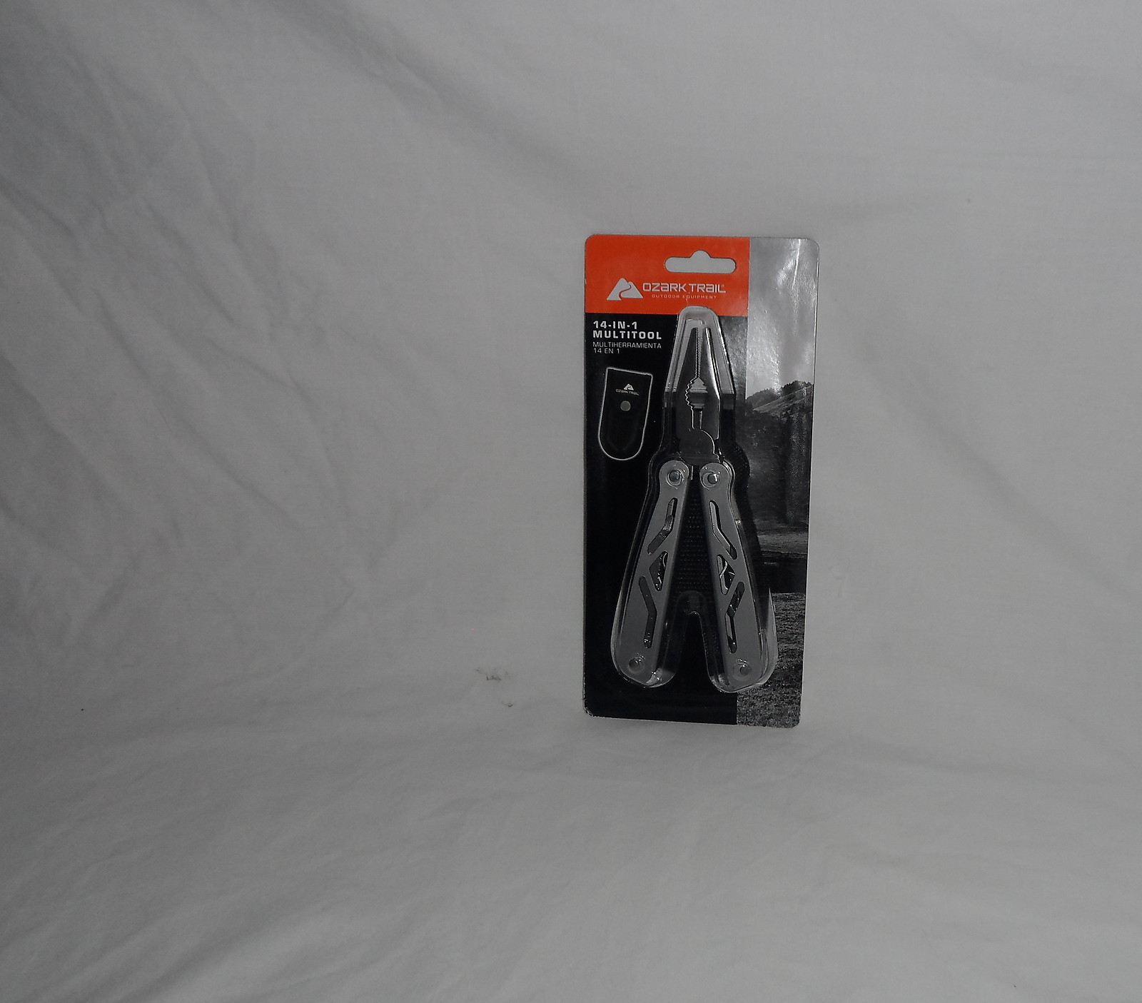 NEW OZARK TRAIL 14 - N- 1 MULTITOOL