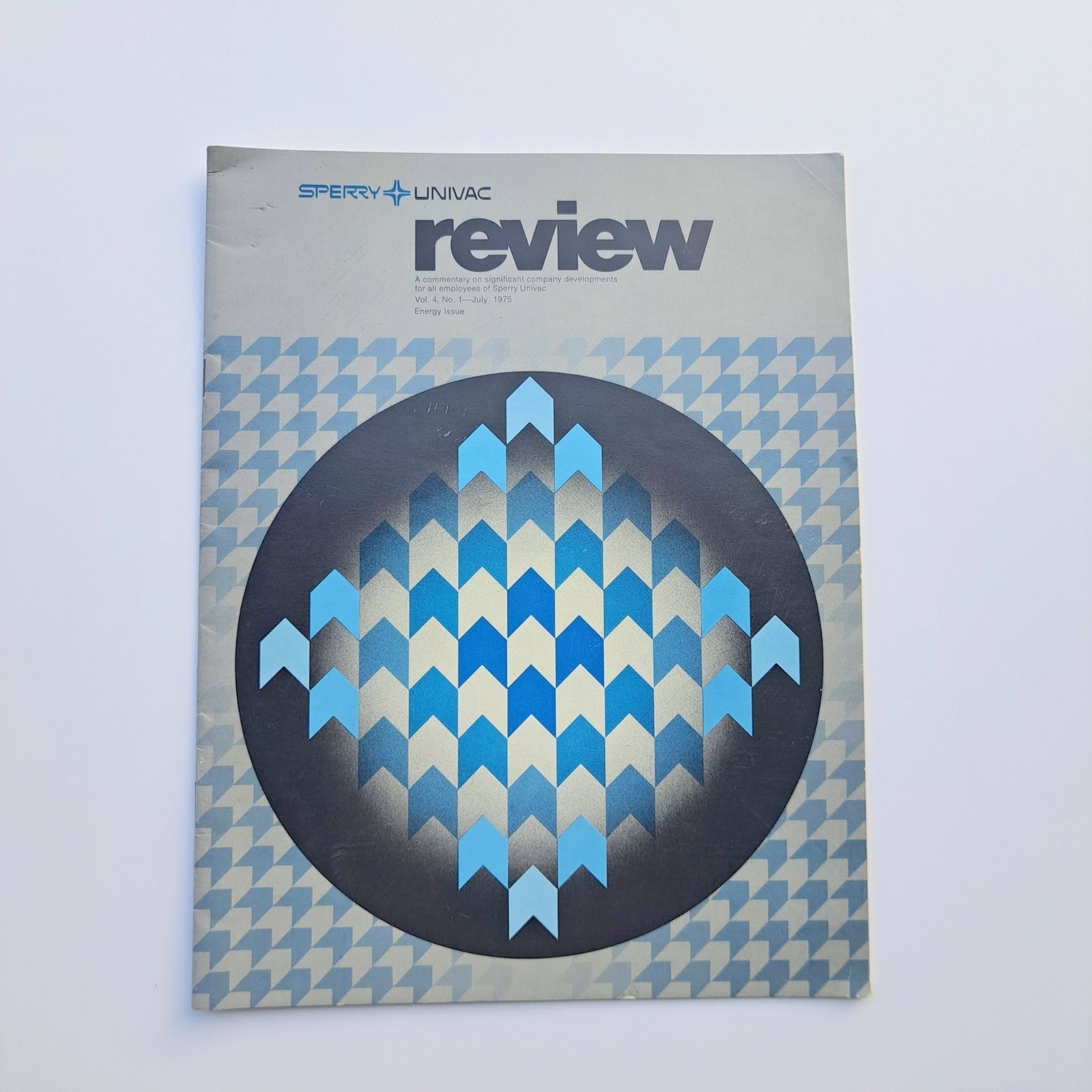 Sperry UNIVAC Review Vol 4 No 1 July 1975 Energy Issue Vintage Magazine Oil
