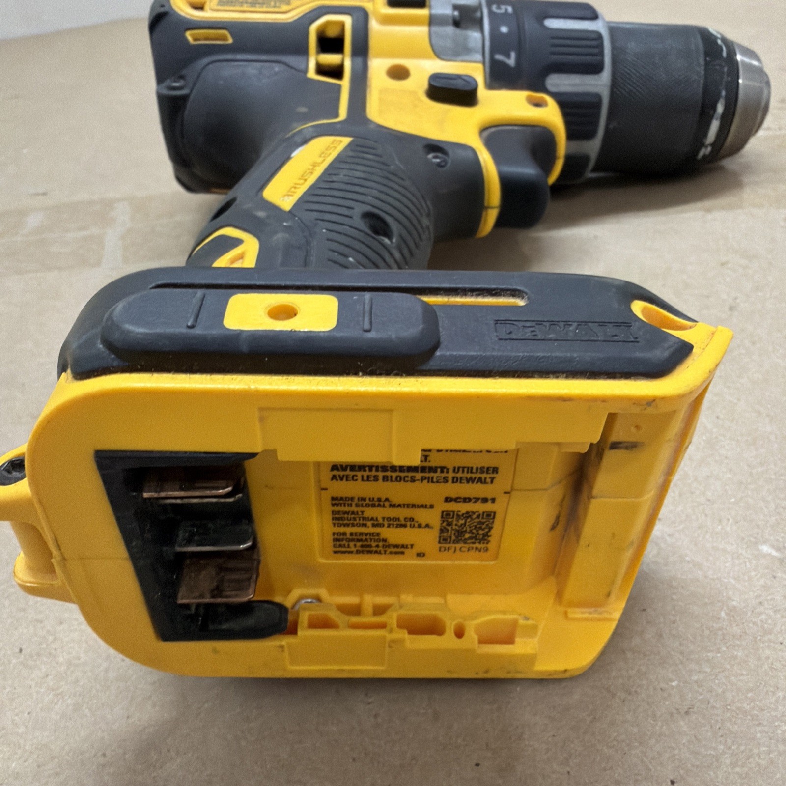DEWALT DCD791 Driver drill