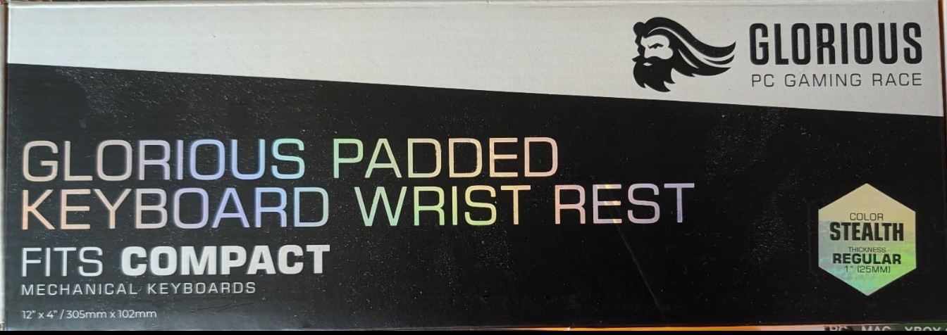 Glorious Keyboard And Wrist Rest, Mouse Bungee, Pulsar Xlite Wired USB Mouse