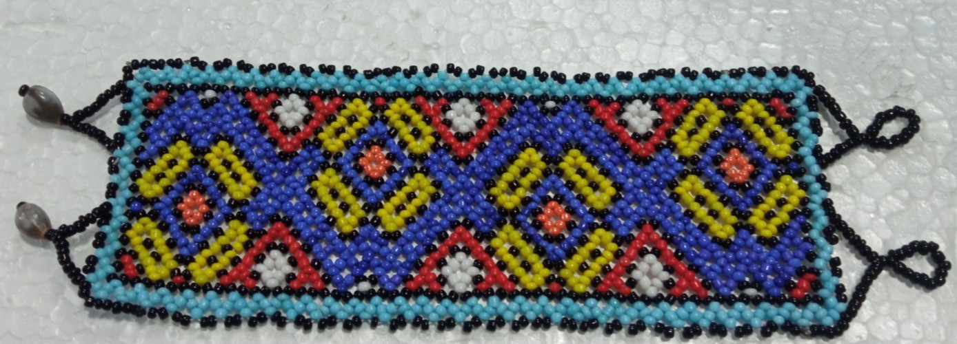 Shipibo native  hand woven ceremonial bracelet 5.50"x2"