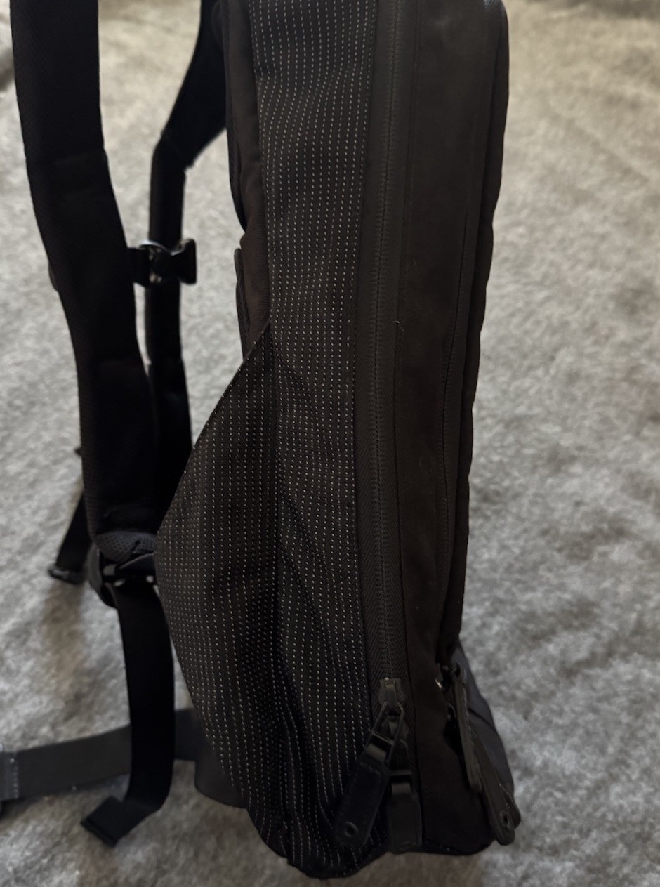 RAPHA Backpack Bag Cycling Commuter Fixed Reflective Black 14L Expandable RARE