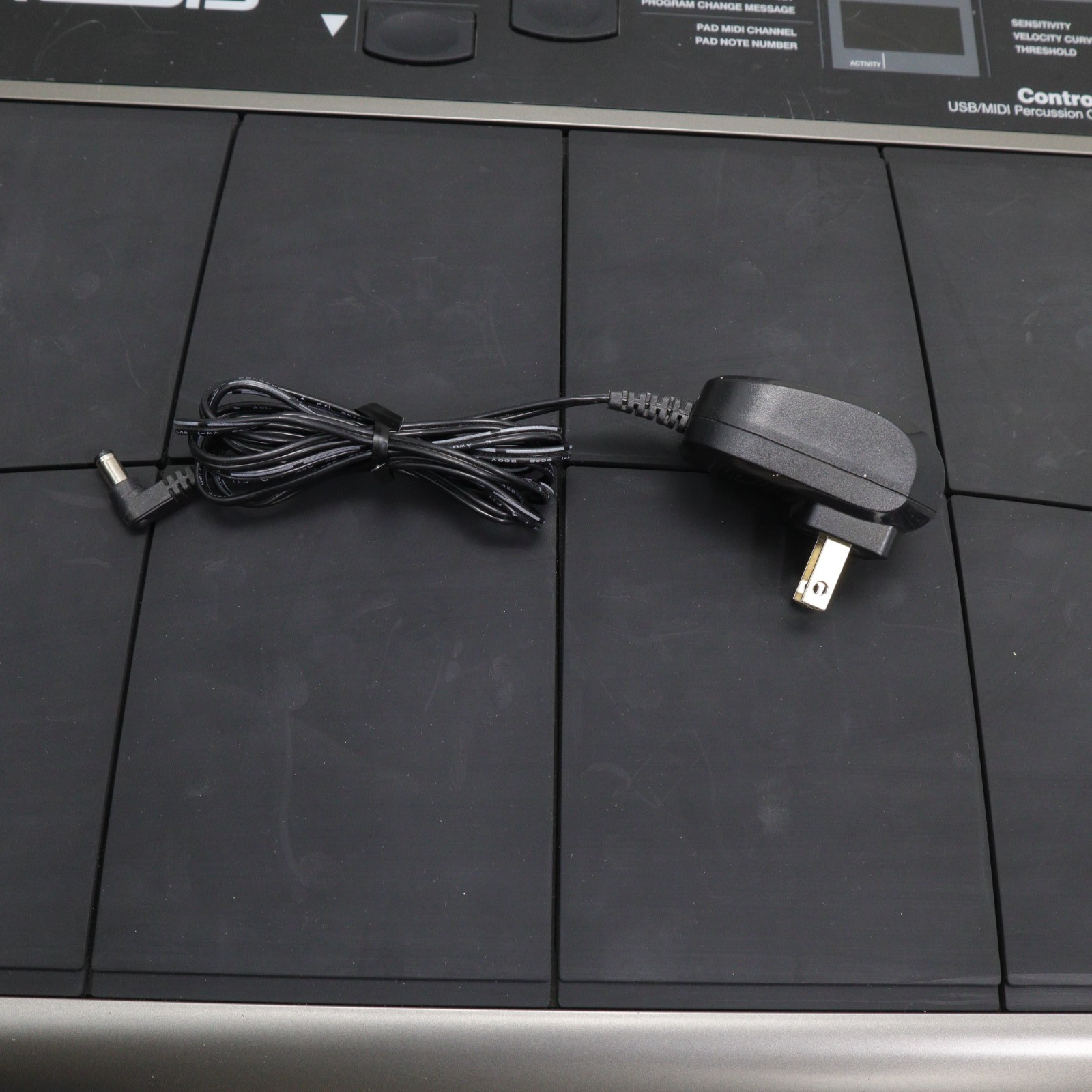 ALESIS ControlPad USB/MIDI Percussion Controller Pad for MIDI & DAW plugins