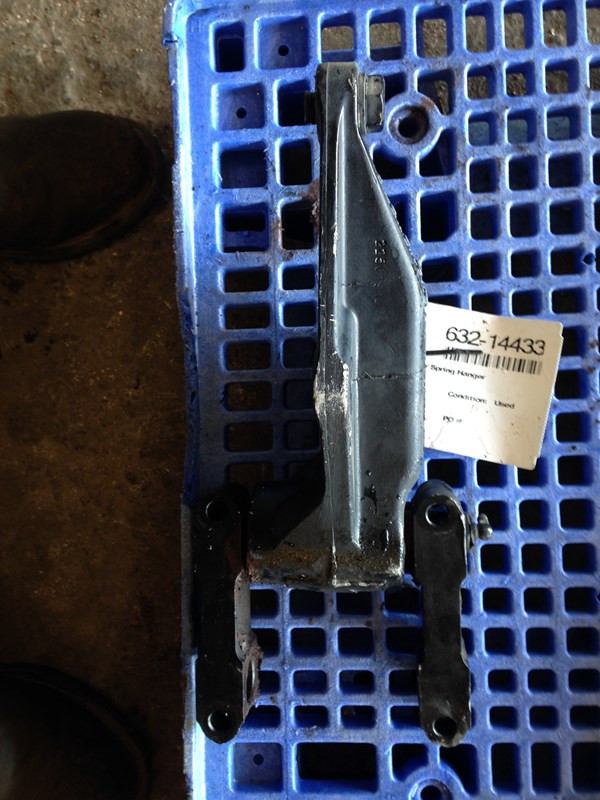 2015 Kenworth T680 Suspension Bracket (641-11415)