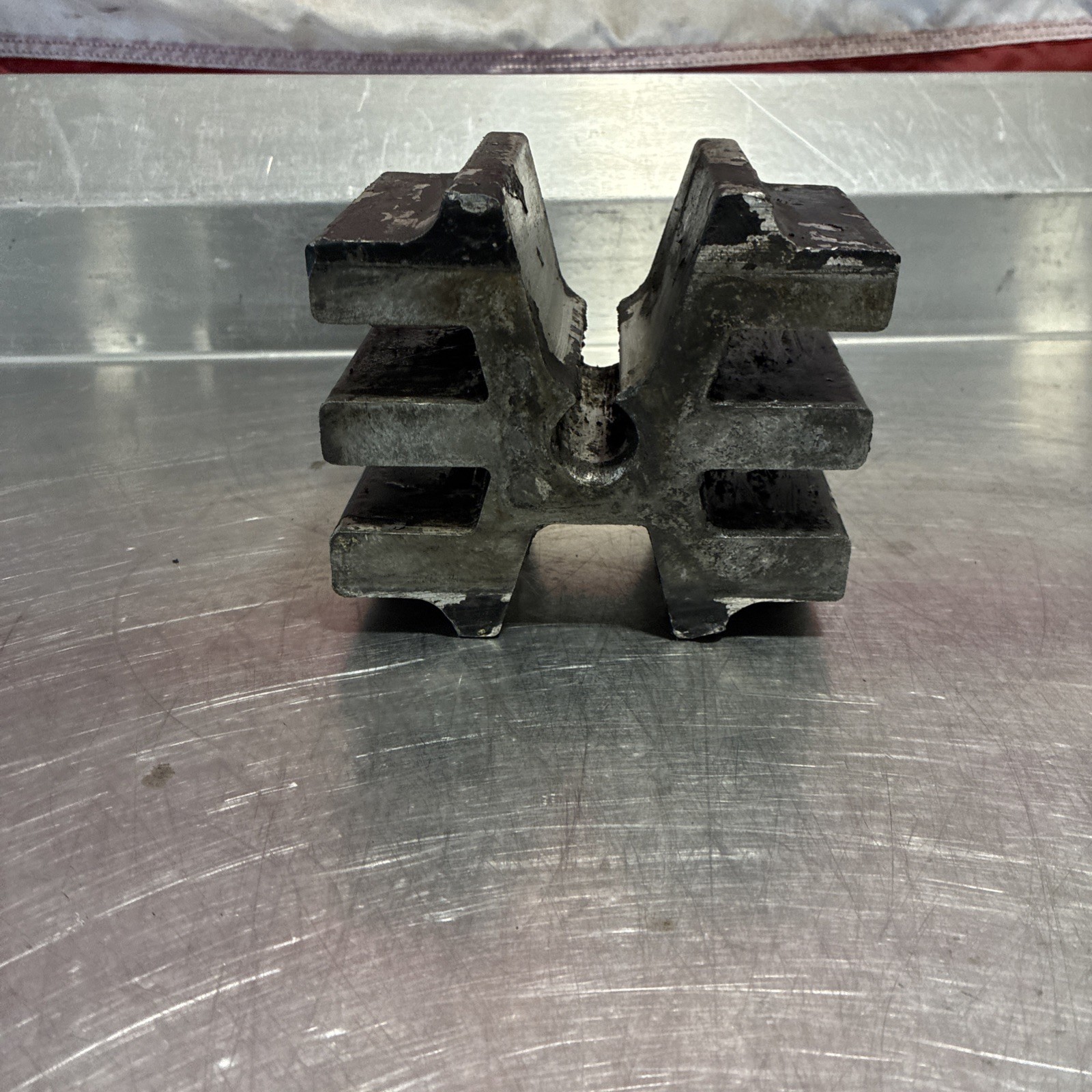 PETERBILT B80-6012-040 SPACER-BLOCK, FRONT AXLE SUPERCEDES # 02-01701-040