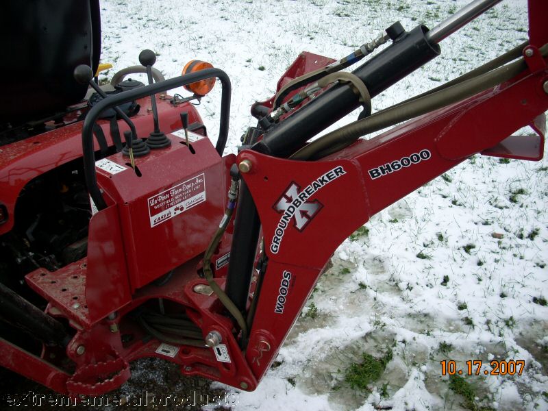 Compact Tractor / Kubota / Farmall / BX23 BX24 / CASE25