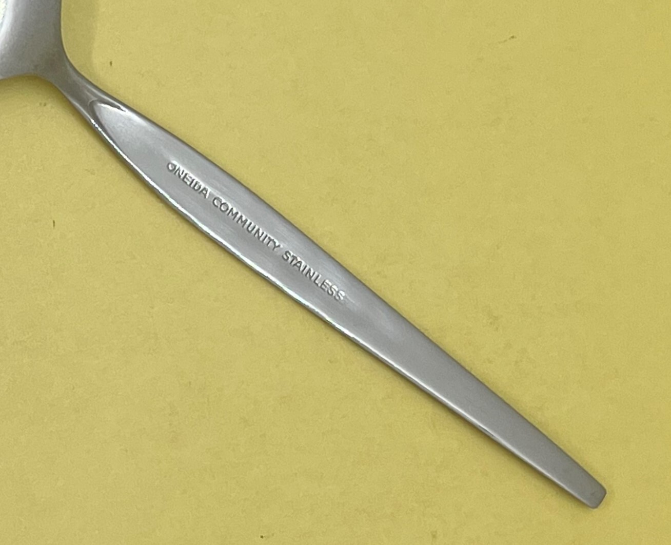 ONEIDA COMMUNITY SATINIQUE (OLDER) STAINLESS FLATWARE SINGLES & GROUPS - CHOICE