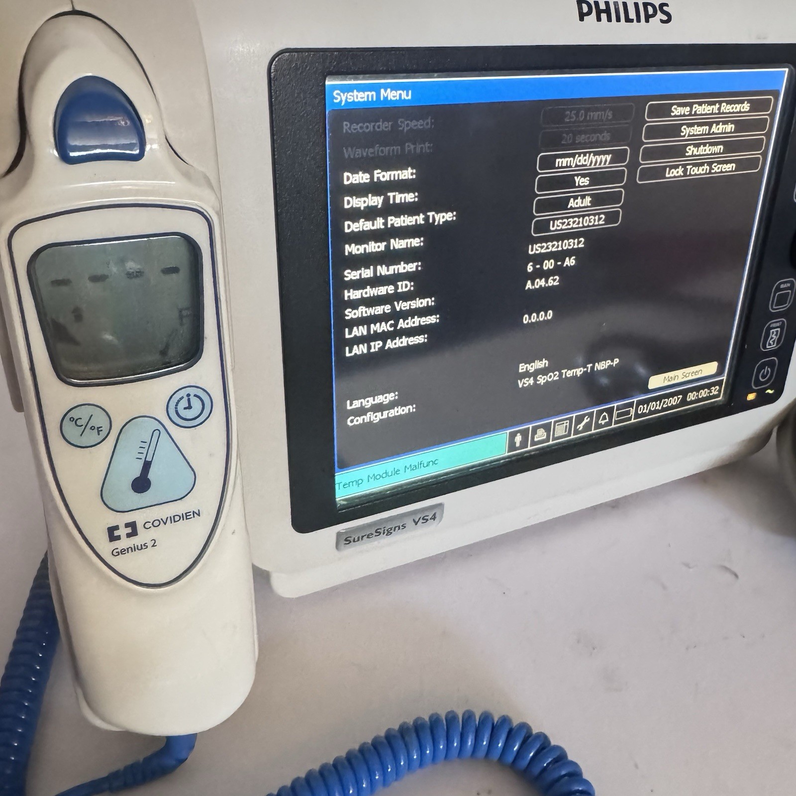 Philips SureSigns VS4 Portable Vital Signs Patient Monitor