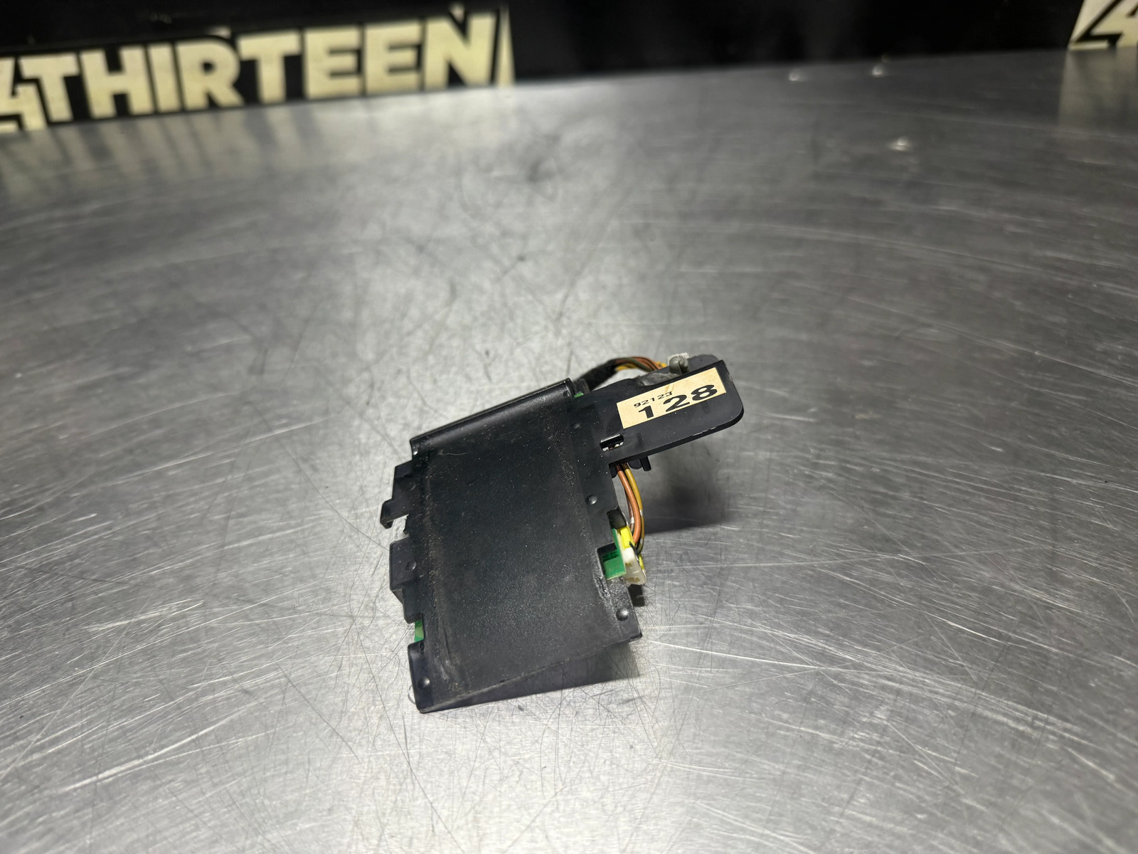 04-06 PONTIAC GTO SUN LOAD TEMPERATURE LIGHT SENSOR MODULE 92123128 #N294