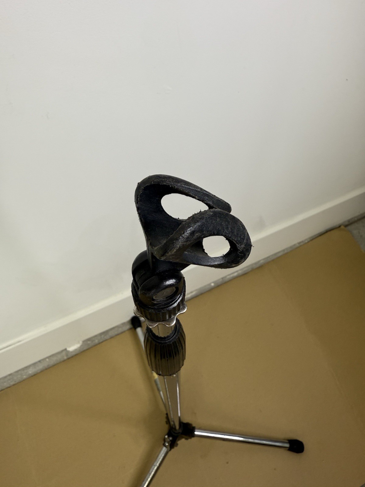 Tripod Microphone Stand 36" to 64" Silver