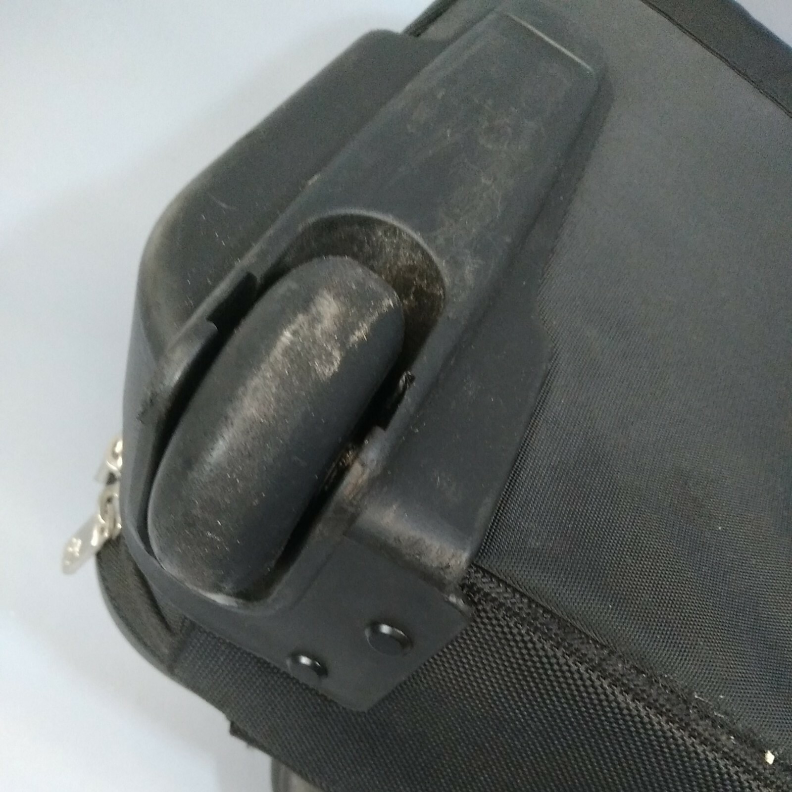 Case Logic Rolling laptop bag suitcase briefcase nice used case