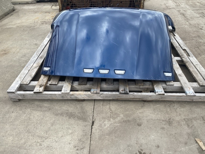 2022 Cab Wind Deflector for Kenworth T880 (662-10083)