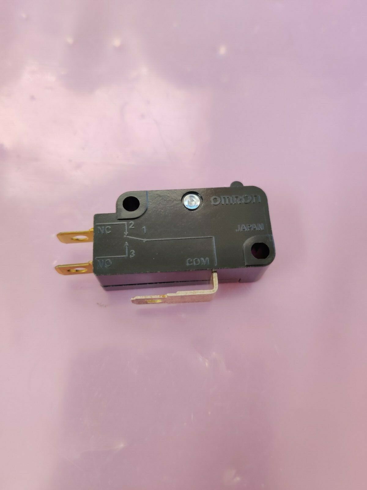 Universal Instruments Micro Switch J86813004