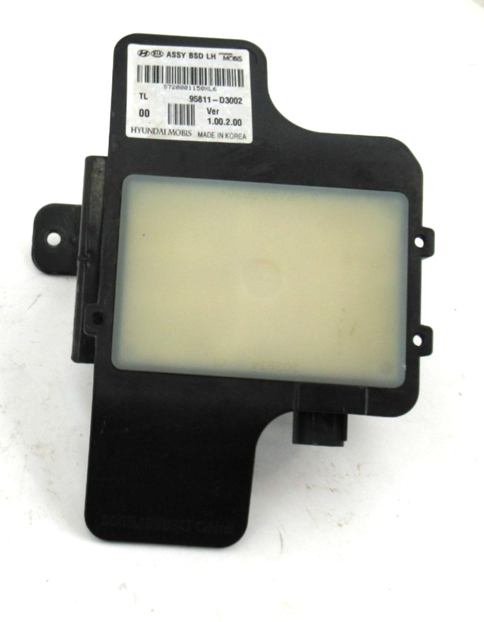 17-18 Hyundai Tucson LEFT Driver Blindspot Monitor Radar w/ Sensor BSM OEM