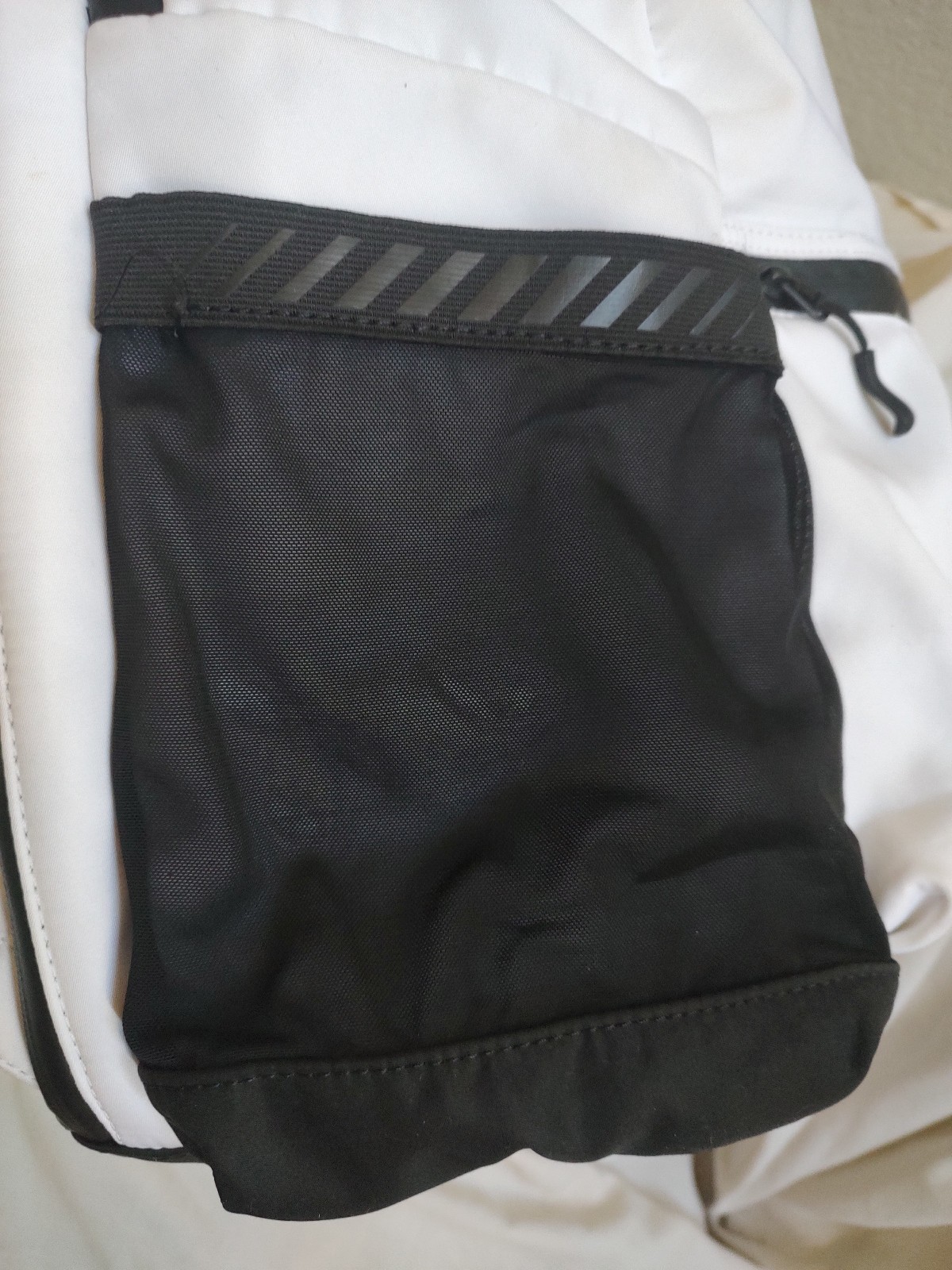 OAKLEY WHITE/ BLACK NYLON LARGE BACKPACK
