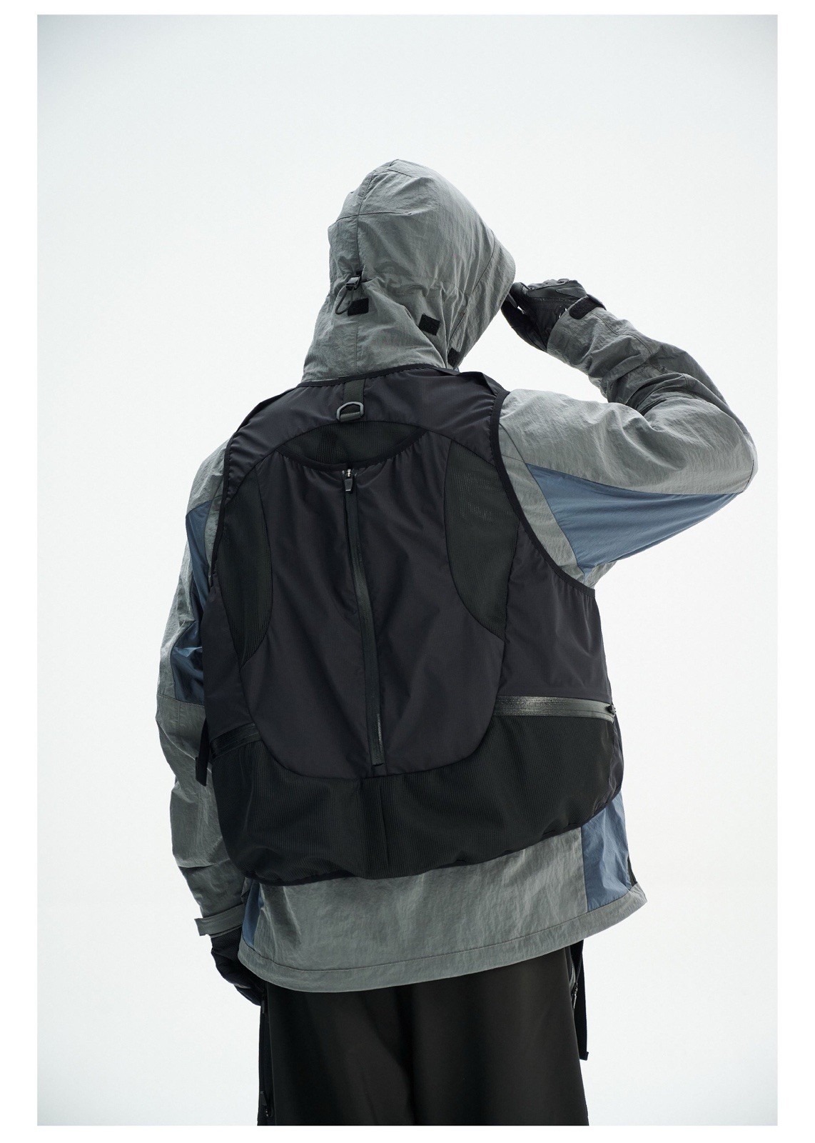 REINDEE LUSION 0219 FUNCTIONAL LIGHTWEIGHT TACTICAL TECHWEAR VEST MEDIUM