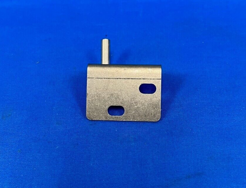 NEW Henny Penny Stud Assembly-Bottom Hinge-L.H. 92340