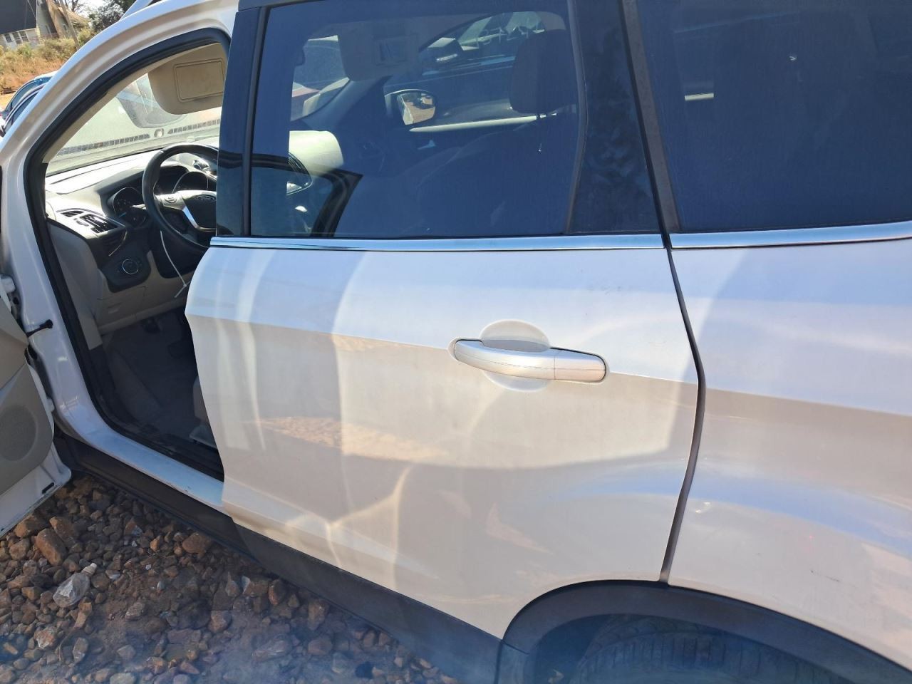 ESCAPE 2014 Glove Box 4842323