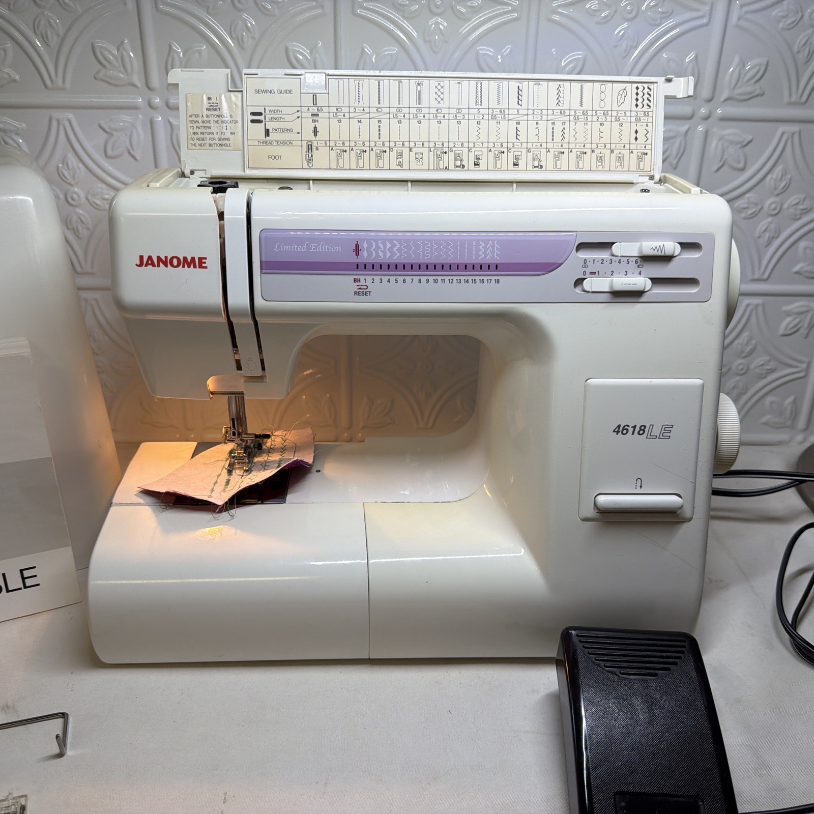 Janome 4618LE Sewing Machine
