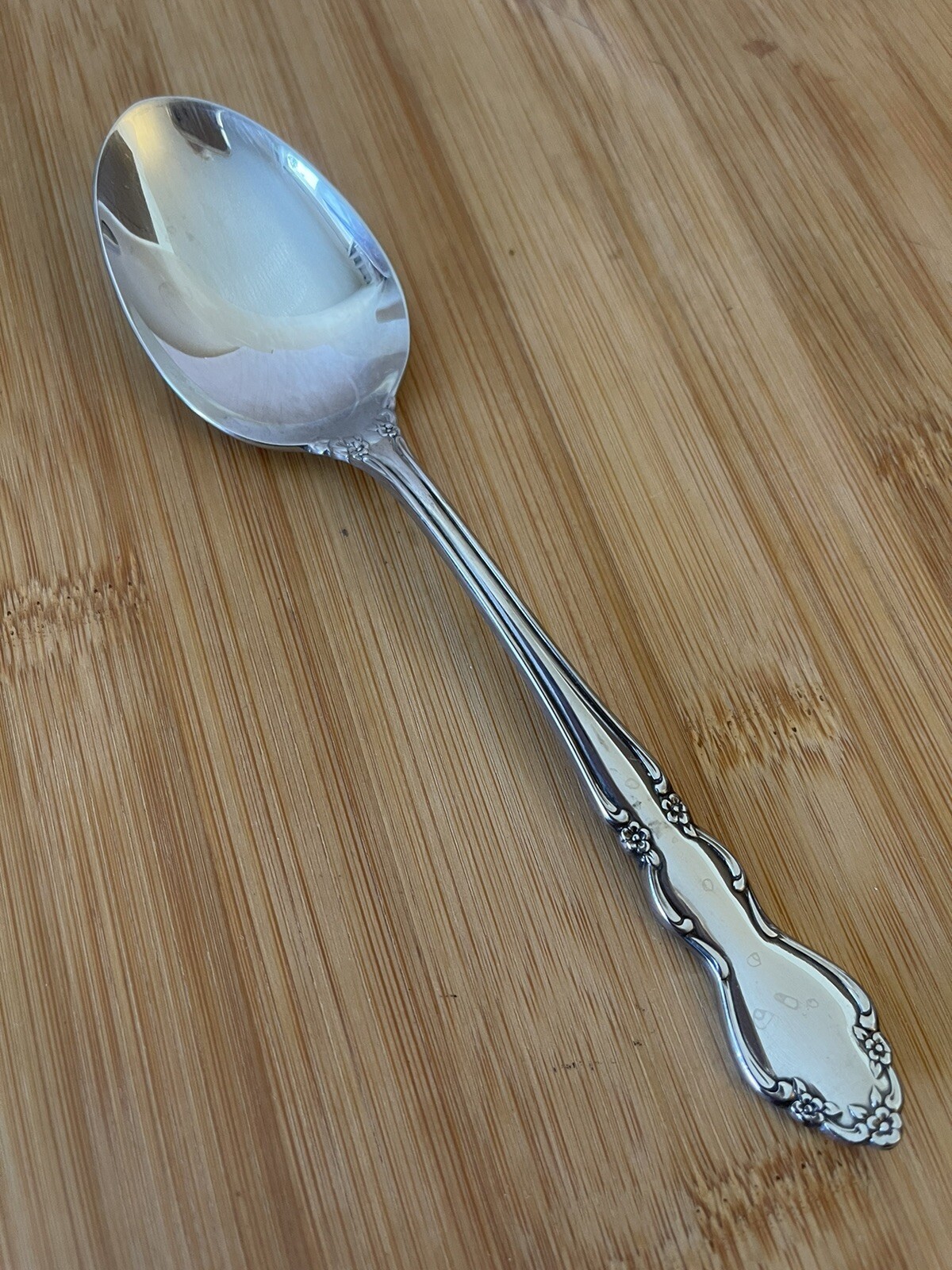 Oneida 18/10 Stainless Glossy DOVER Floral Scroll PLACE SOUP SPOON 6.5"