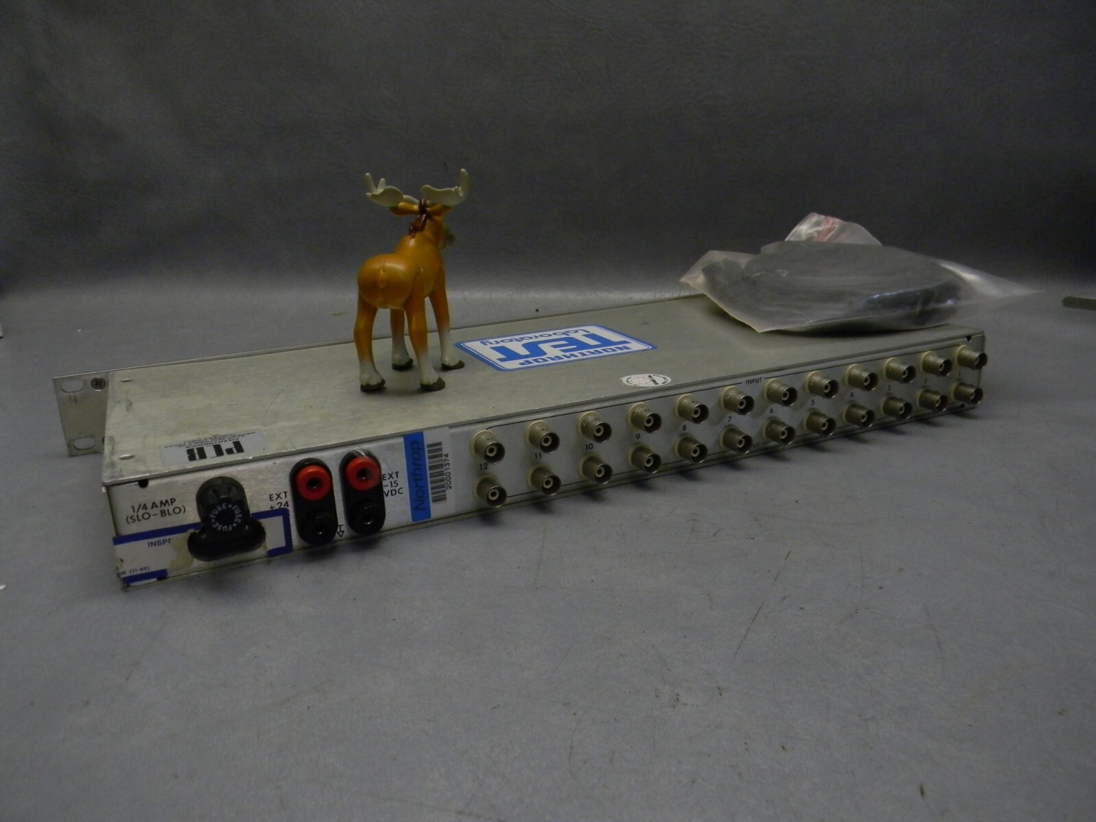 PCB Piezotronics 483B07 Signal Conditioner - 12 Channel Rack Mount