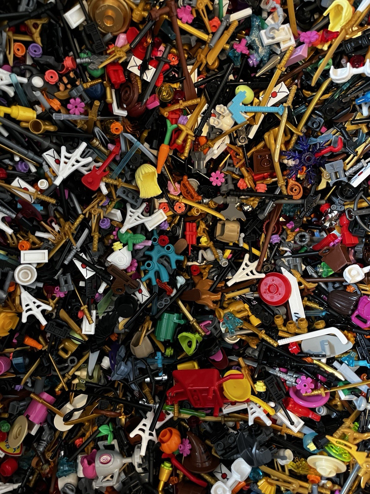 LEGO Minifigure Accessories Lot 100 Parts Read Description