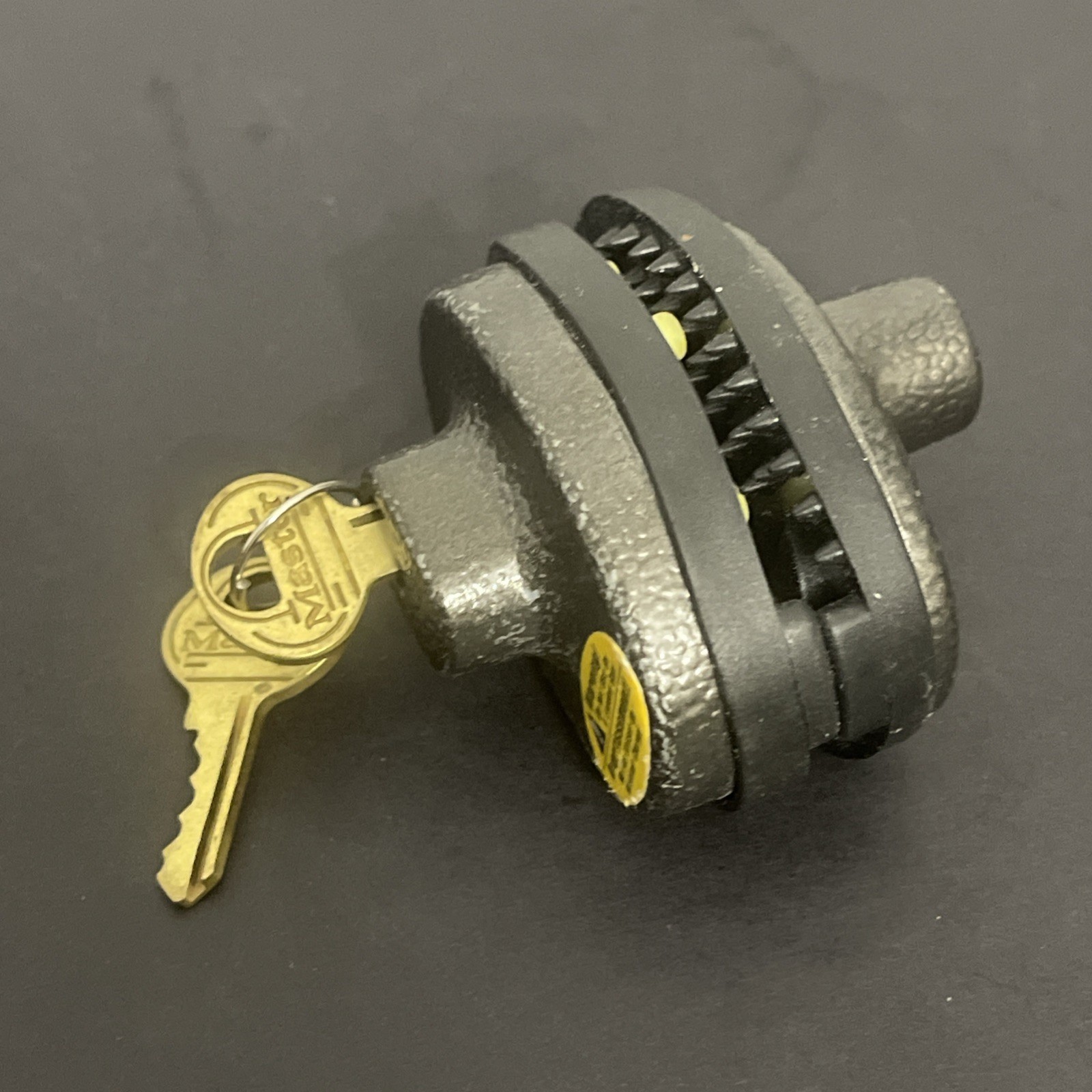 Master Lock 90DSPT Keyed Gun Trigger Lock, 1 Pack Gun Lock With 2 Keys
