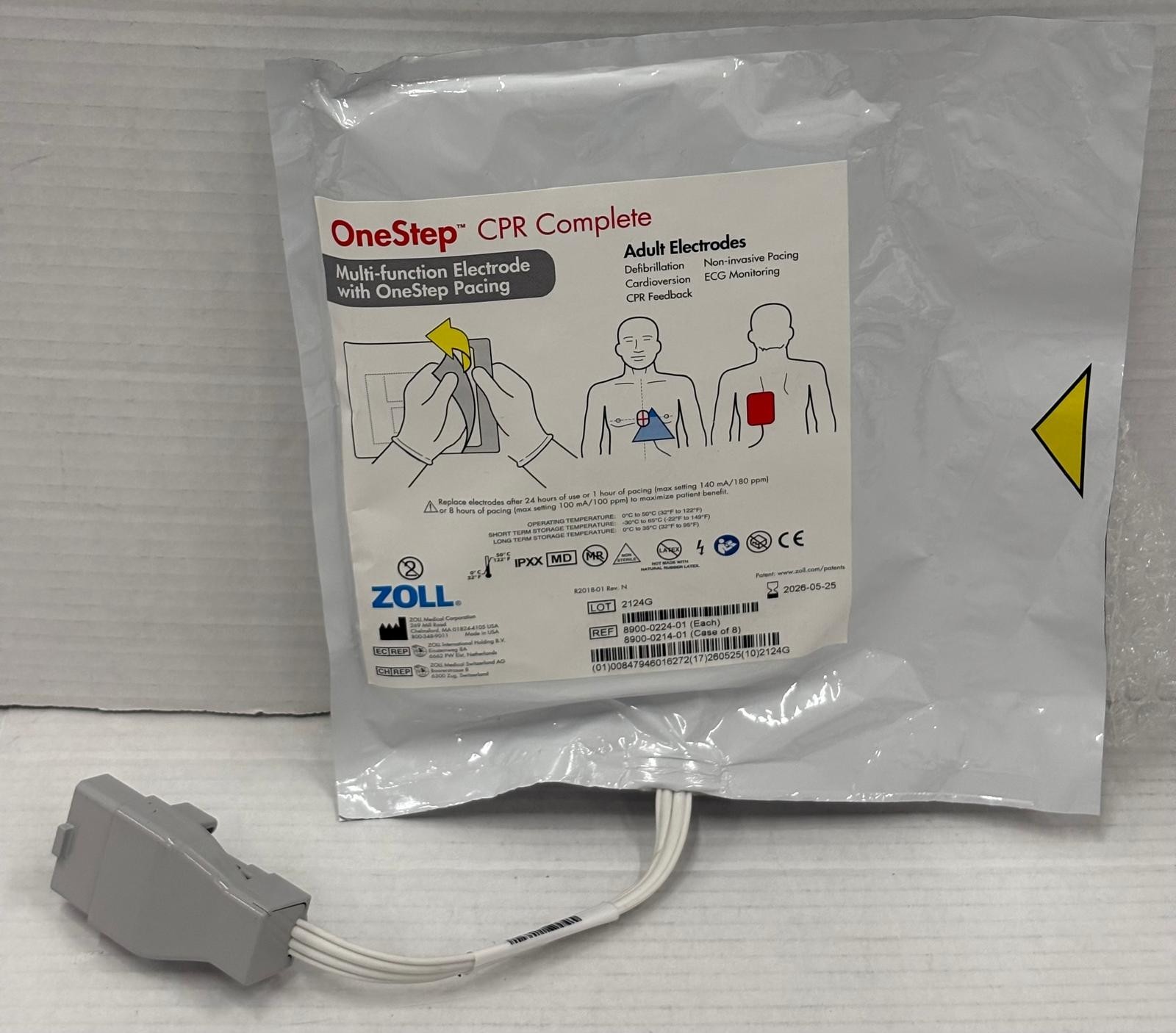 zoll 8900-0224-01 OneStep Complete Resuscitation Electrode exp 2026-11 to 2028-1