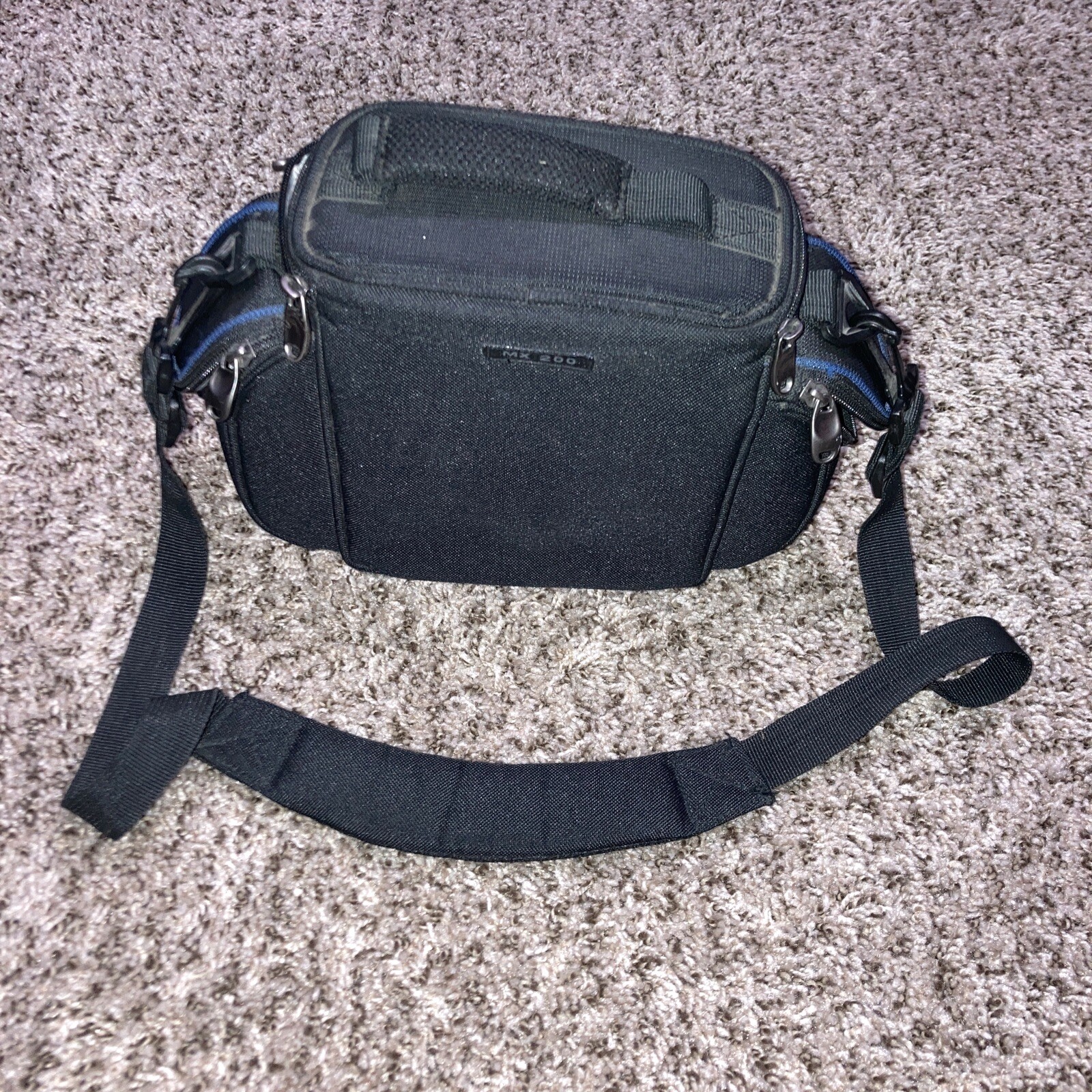 Lowepro MX 200 Camera Case Bag Black With Shoulder Strap