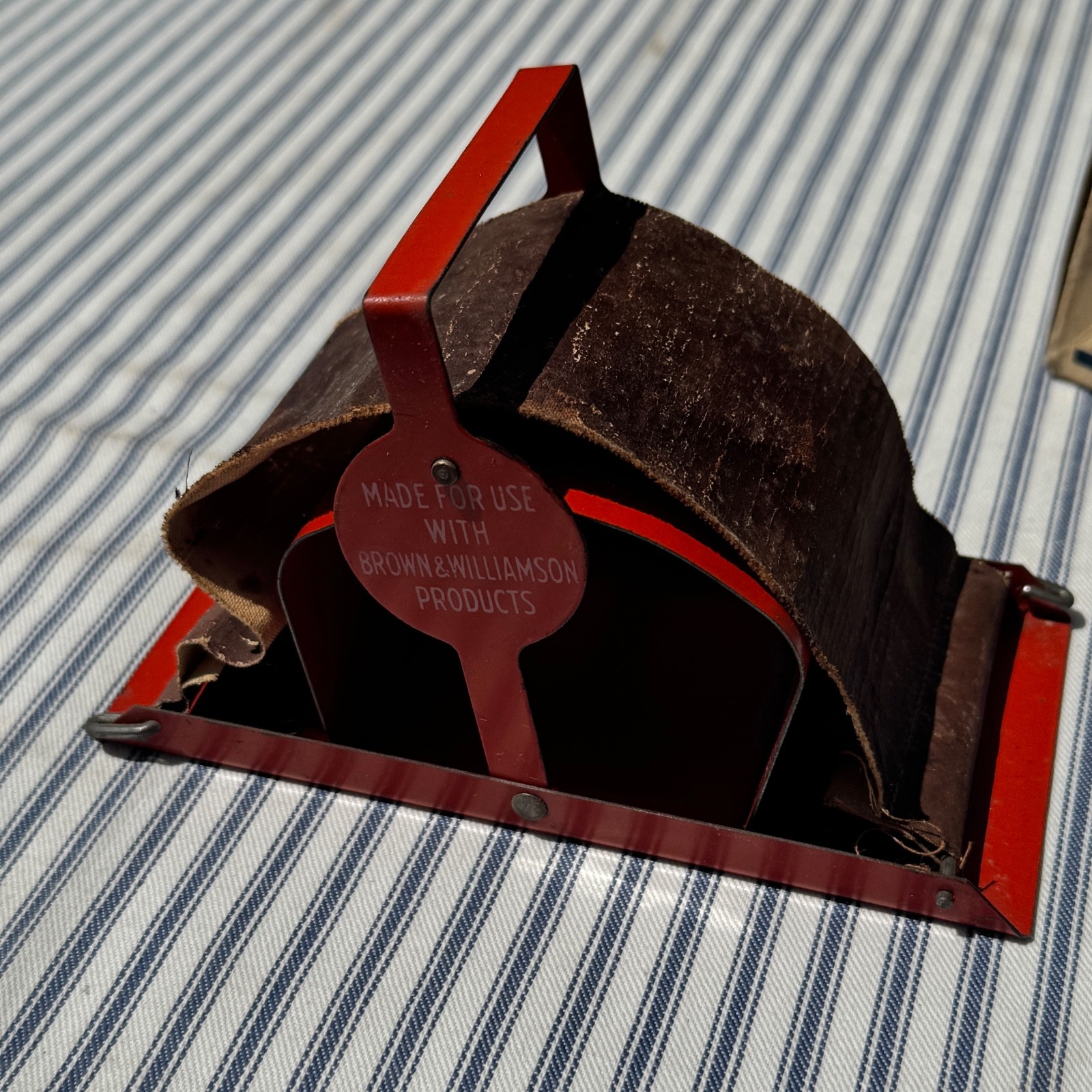 Vintage Bugler Cigarette Rolling Machine Bugler Thrift Kit With Original Box