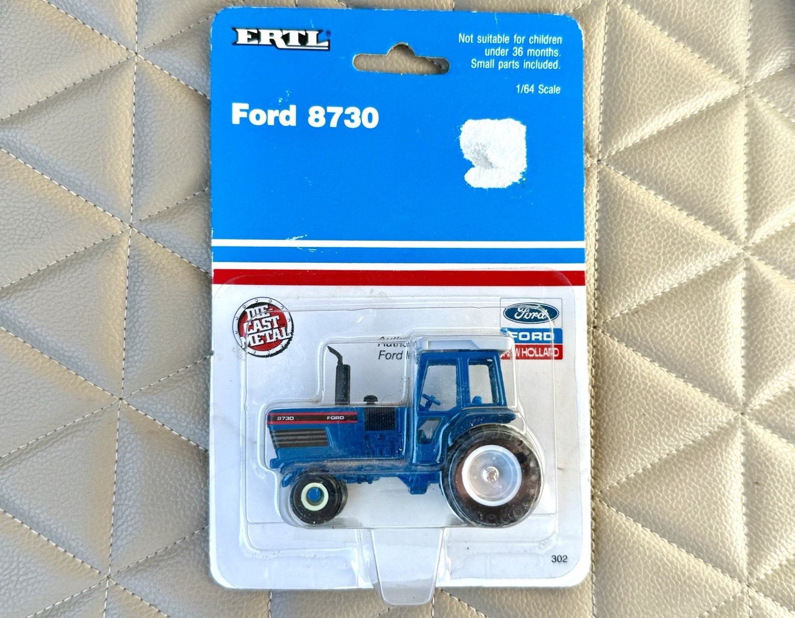 Ertl Ford 8730 Tractor Blue With Cab Diecast 1:64 Scale NIP New!
