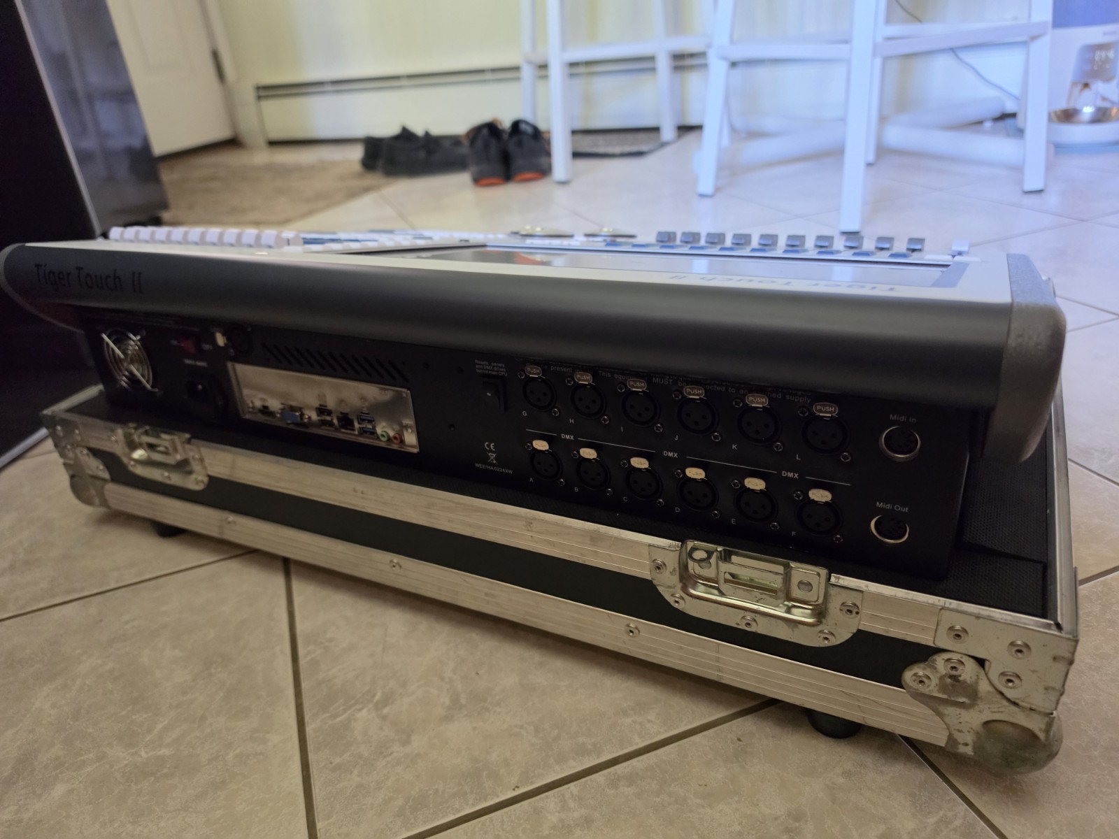 Avolites Tiger Touch 2 Lighting Control Console (READ DESCRIPTION)