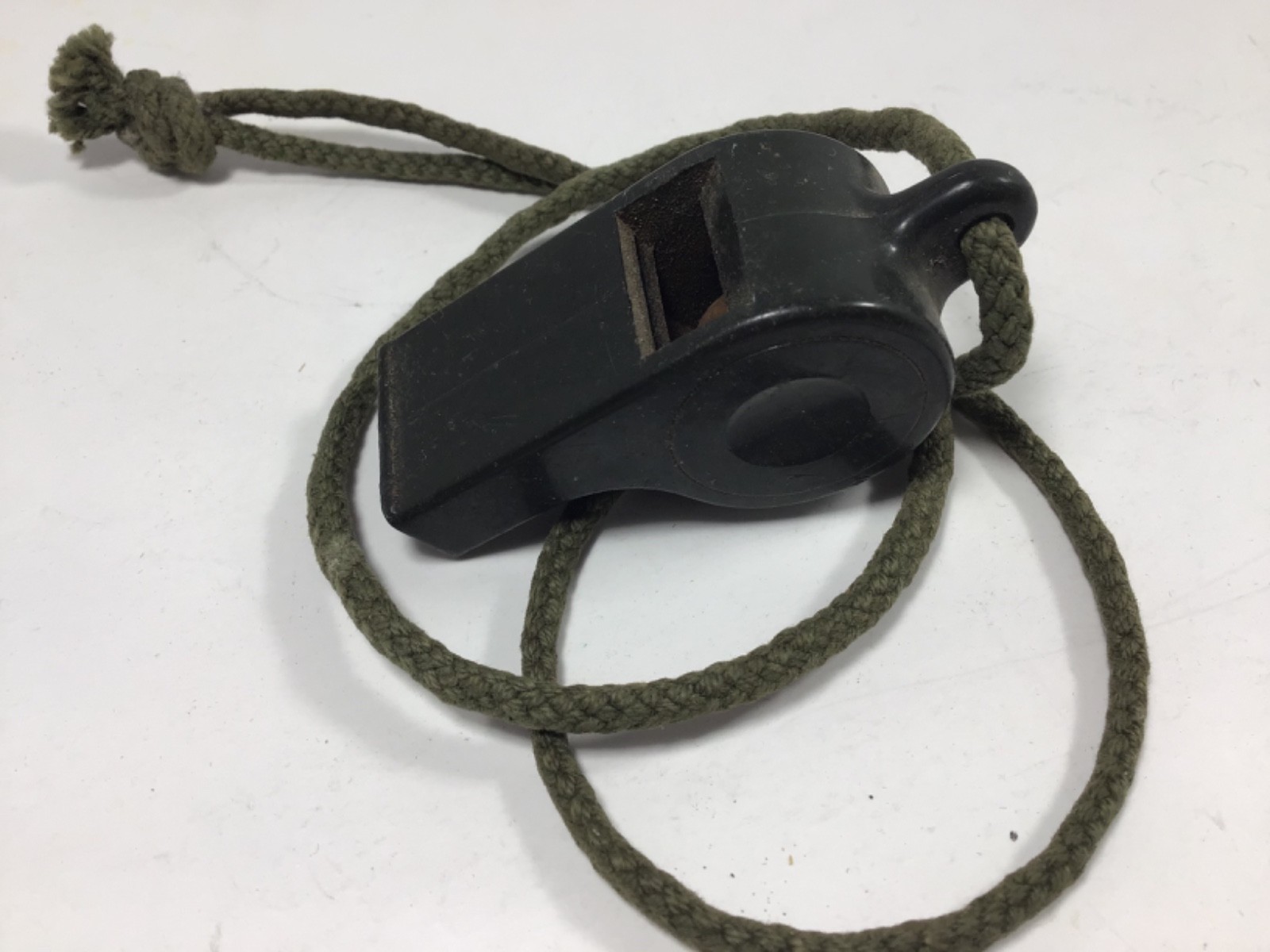 1969 US Army Plastic Whistle US GPI 1969 W3