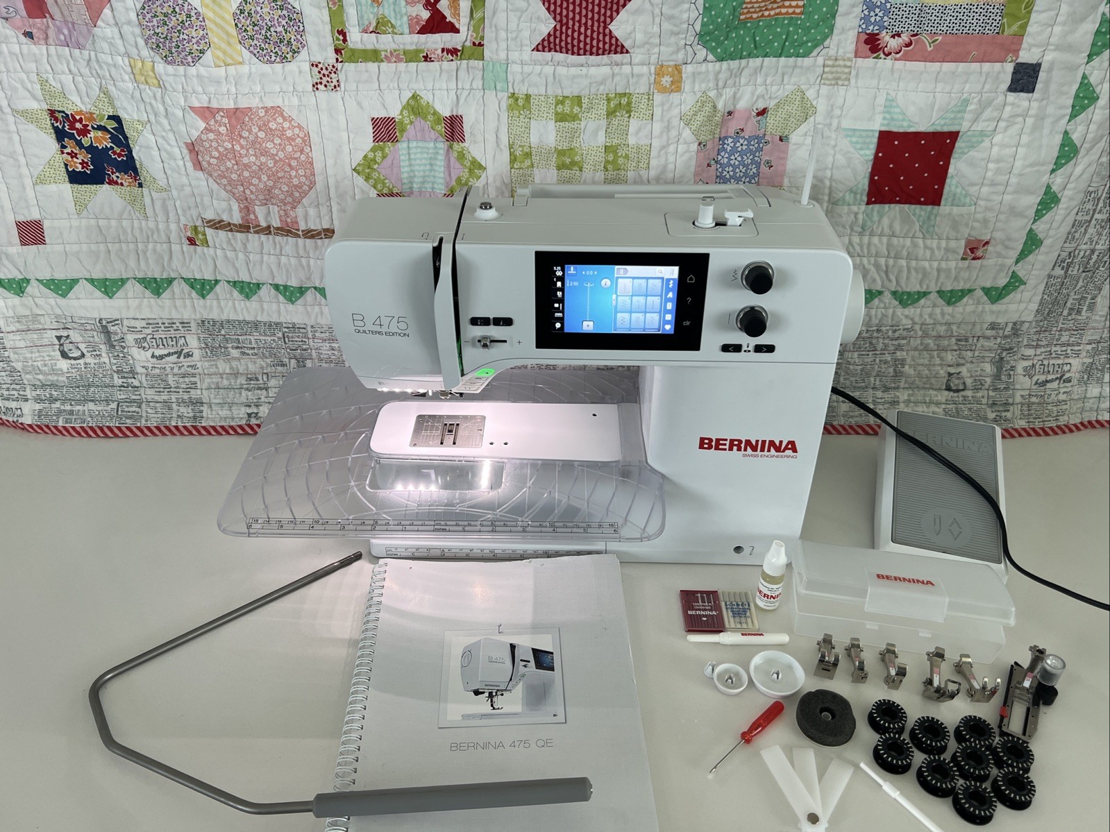 BERNINA B 475 QE Sewing and Quilting Machine