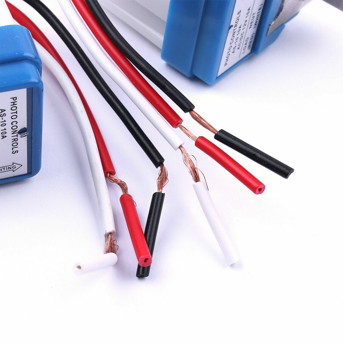Dusk to Dawn Automatic Photocell Light Sensor Detector Switch AC/DC 12V 24V 110V