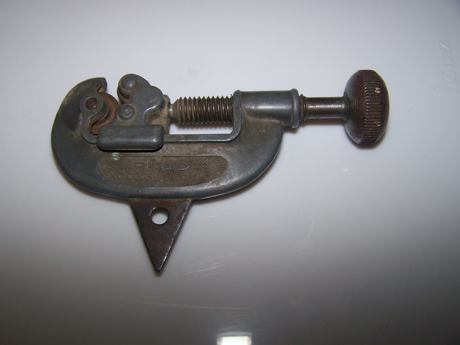 Rigid Tool Co. Pipe Cutter No. 000 1/8" to 1" O.D Elyria, Ohio U.S.A Vintage