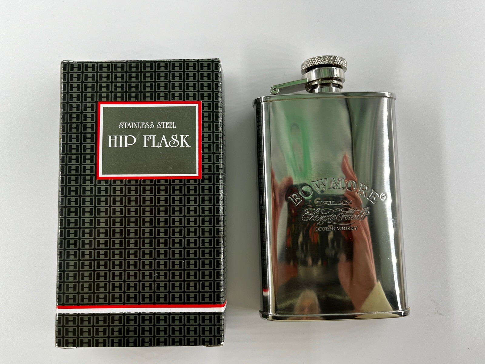 Bowmore Islay Scotch Whisky Flip Lid Flask Silver Collectors 3.5 oz NOS in Box