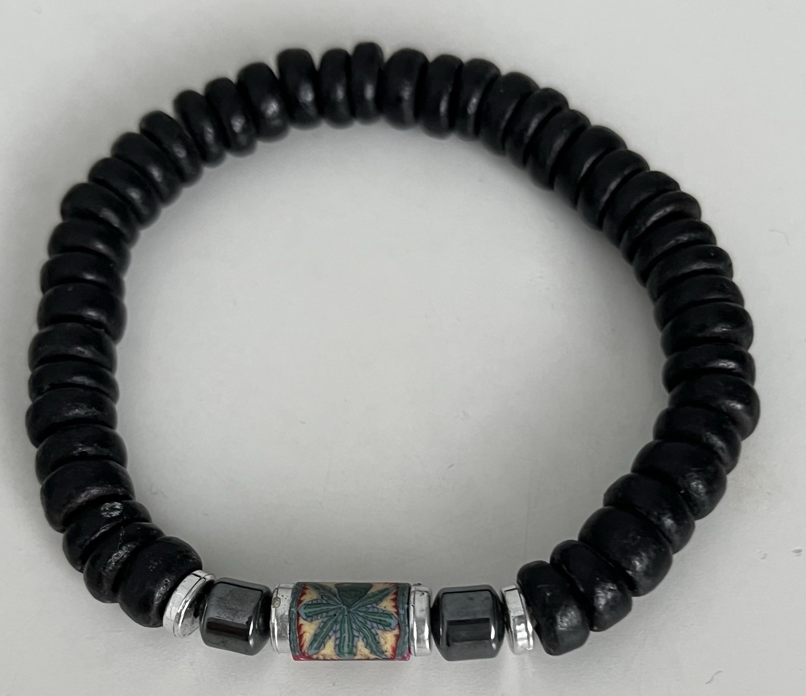 Surfer Style Bracelet Black Coconut Shell Beads Metal Floral Pattern Stretch
