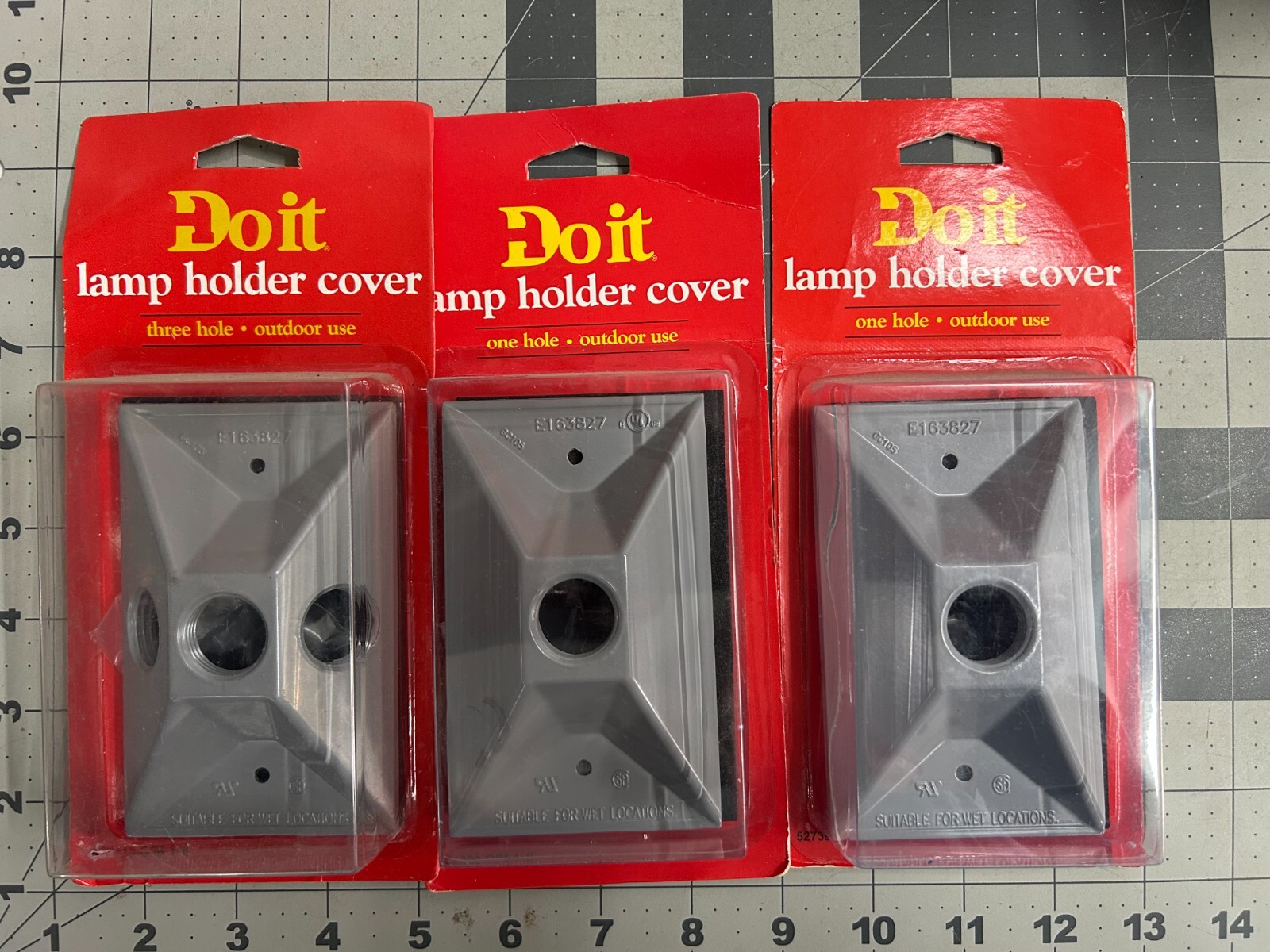 3-pack lot Bell Outdoor 5189-5 Triple Outlet Weatherproof Lampholder Cover Gray