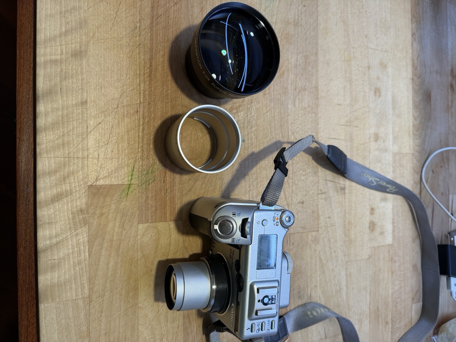 Canon PowerShot G6 7.1MP Digital Camera with Accessories