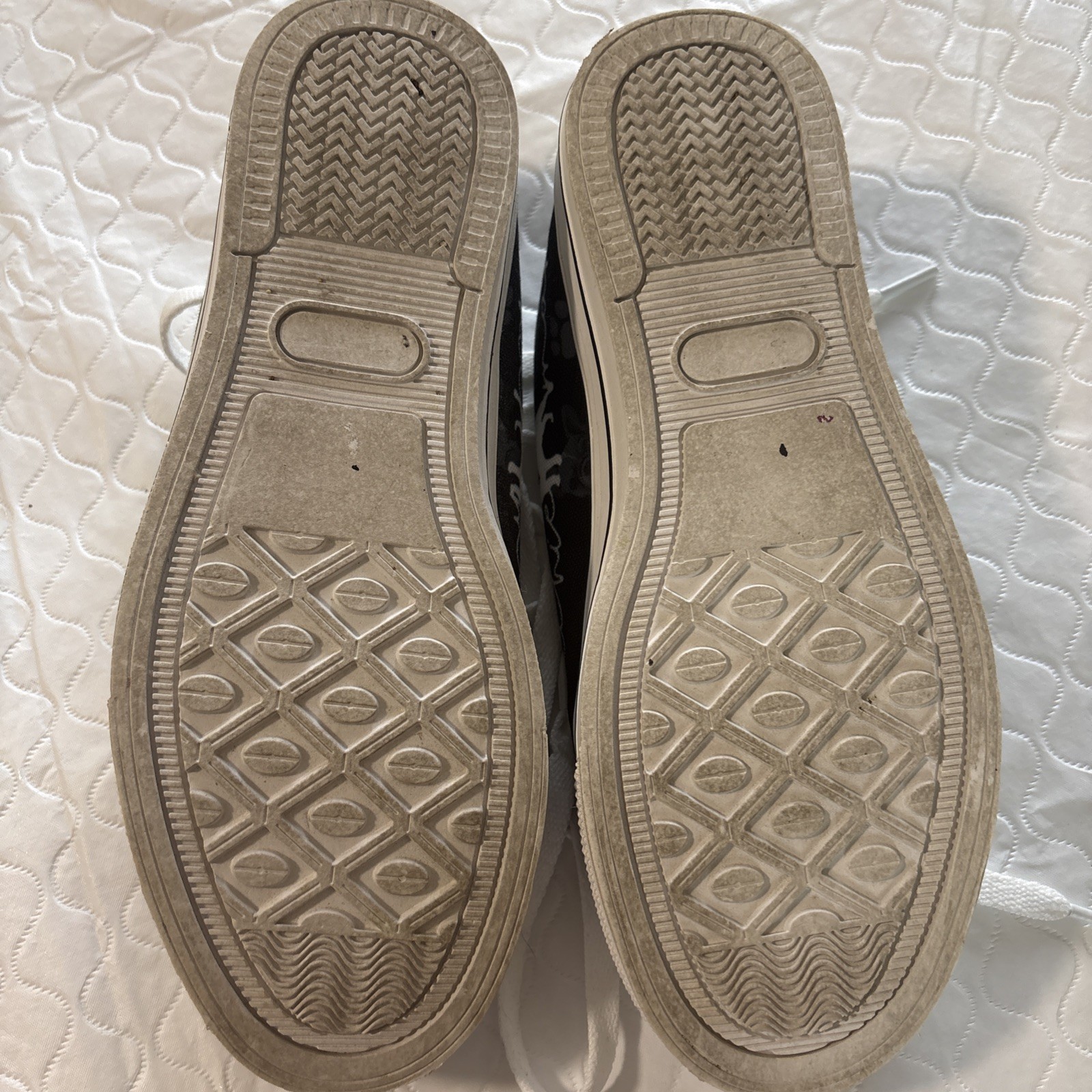 Women’s French Bulldog Frenchie Mama Size 6 Sneakers