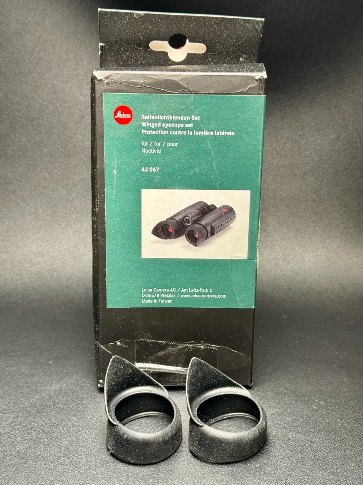 Leica Noctivid Winged Eyecups 42067, Boxed